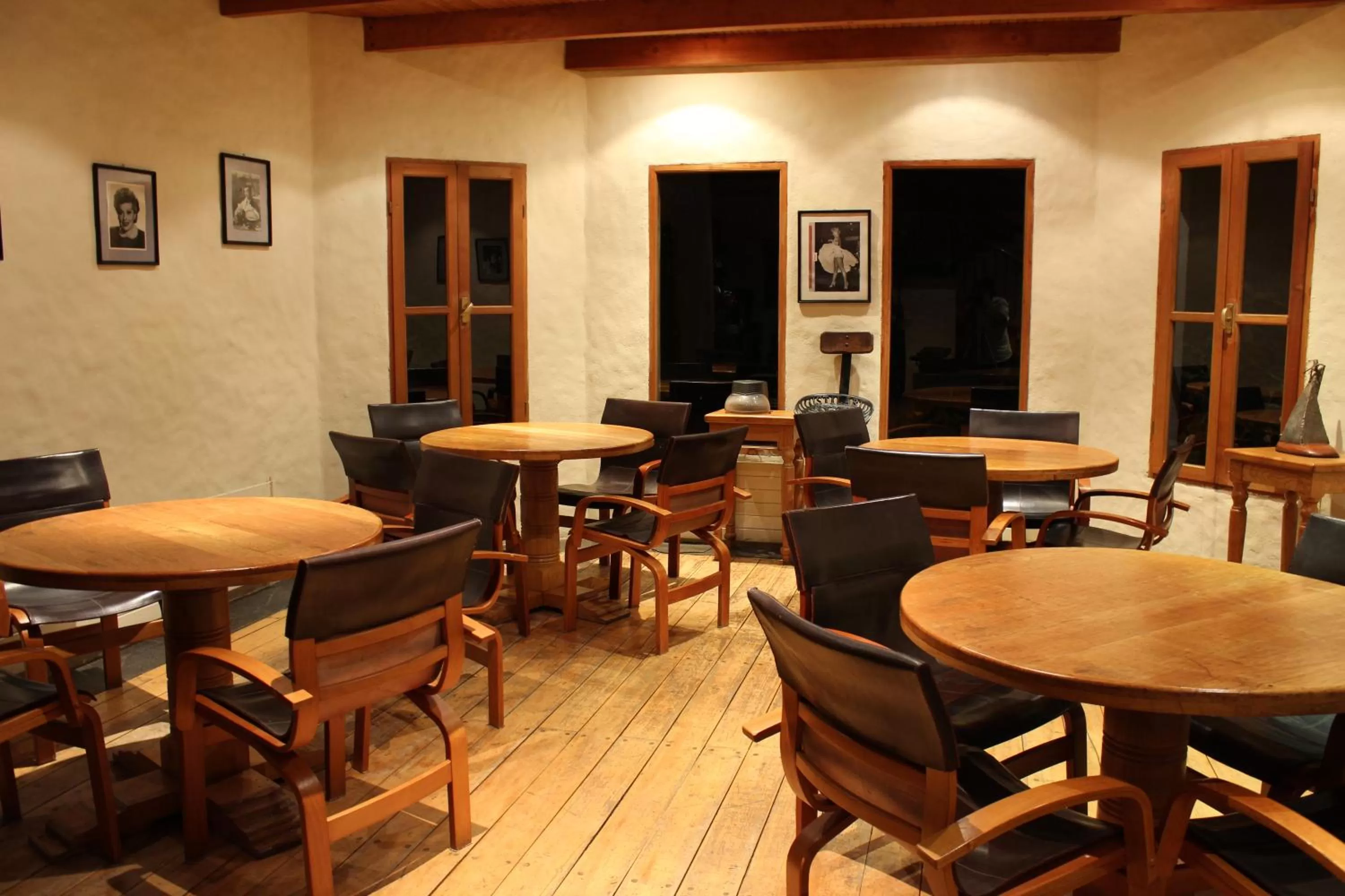 Restaurant/places to eat in Hotel Malalhue