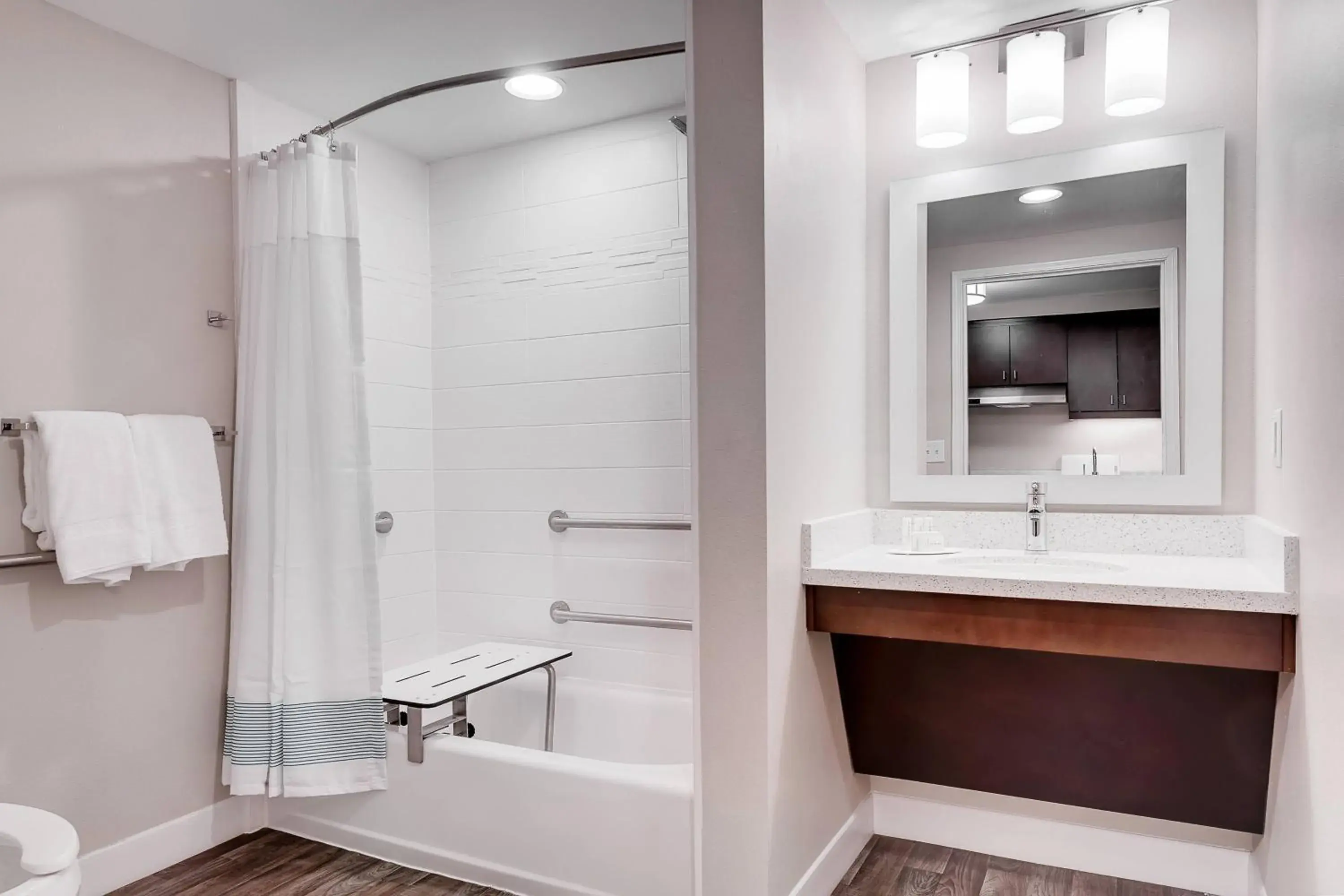Bathroom in TownePlace Suites by Marriott Austin Parmer/Tech Ridge