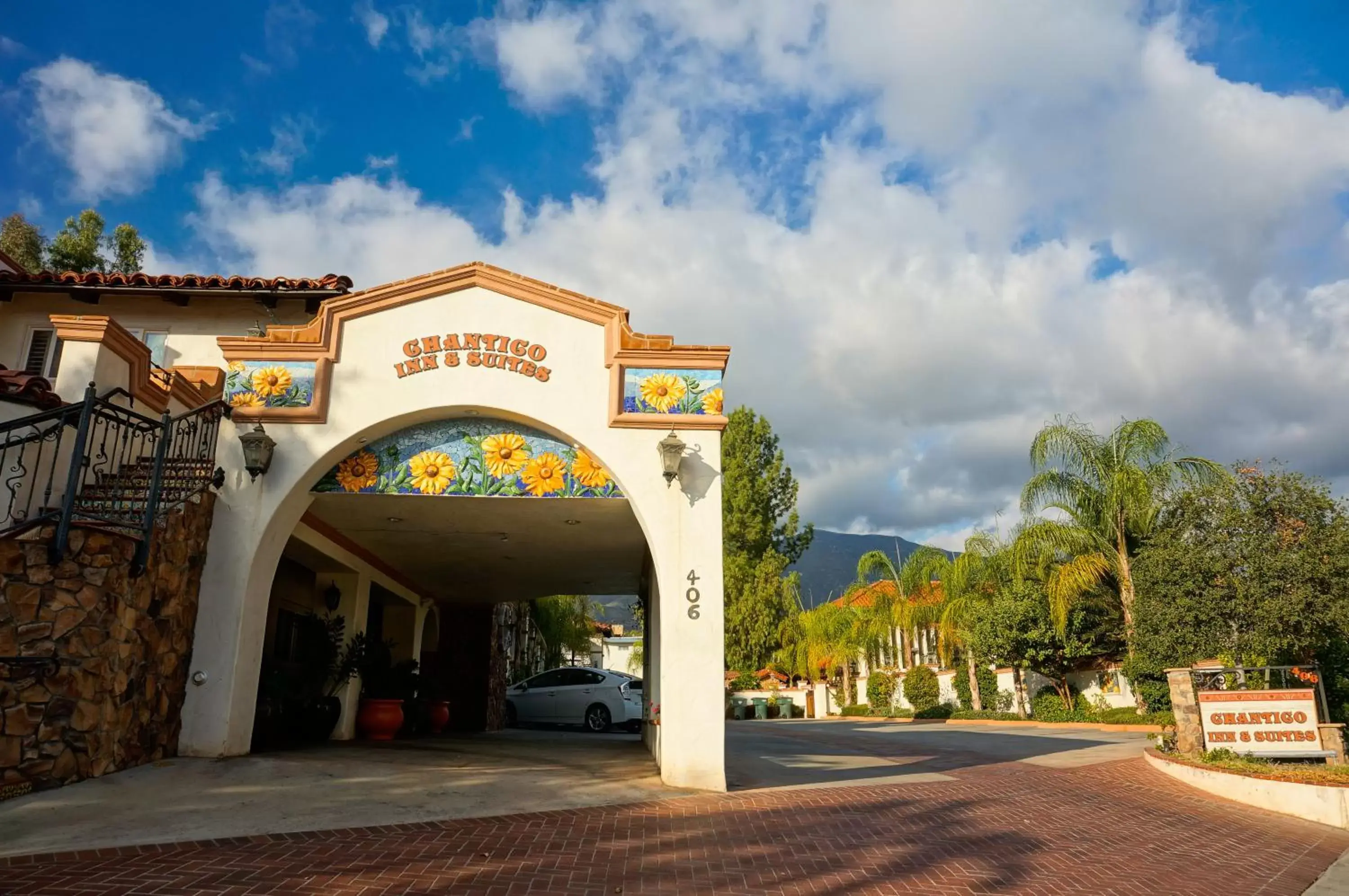 Facade/entrance, Property Building in Chantico Inn