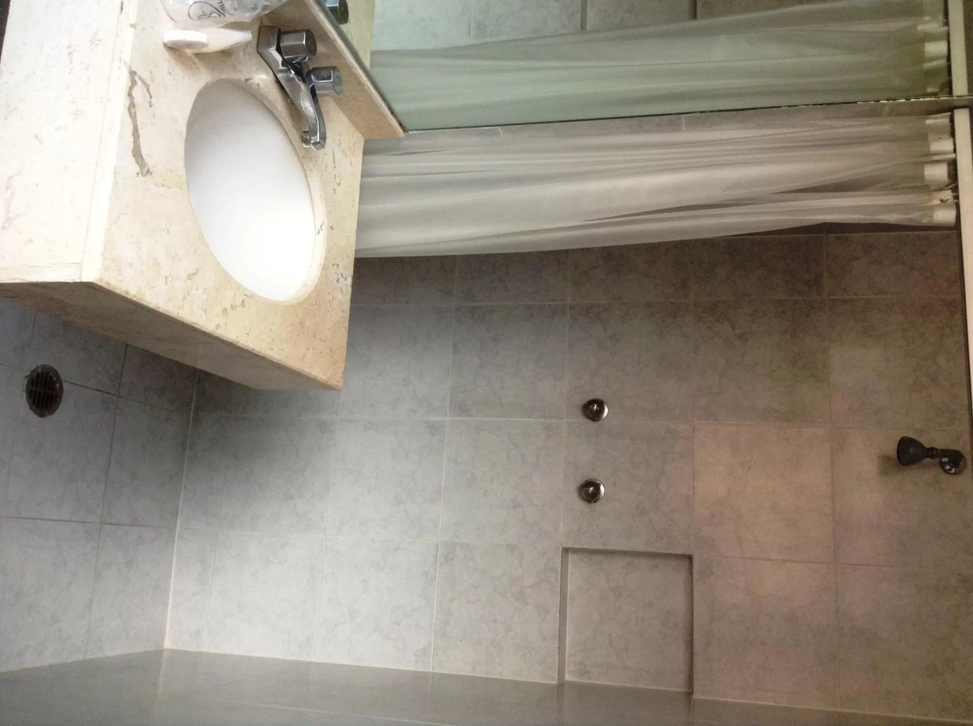 Bathroom in Hotel Sevilla