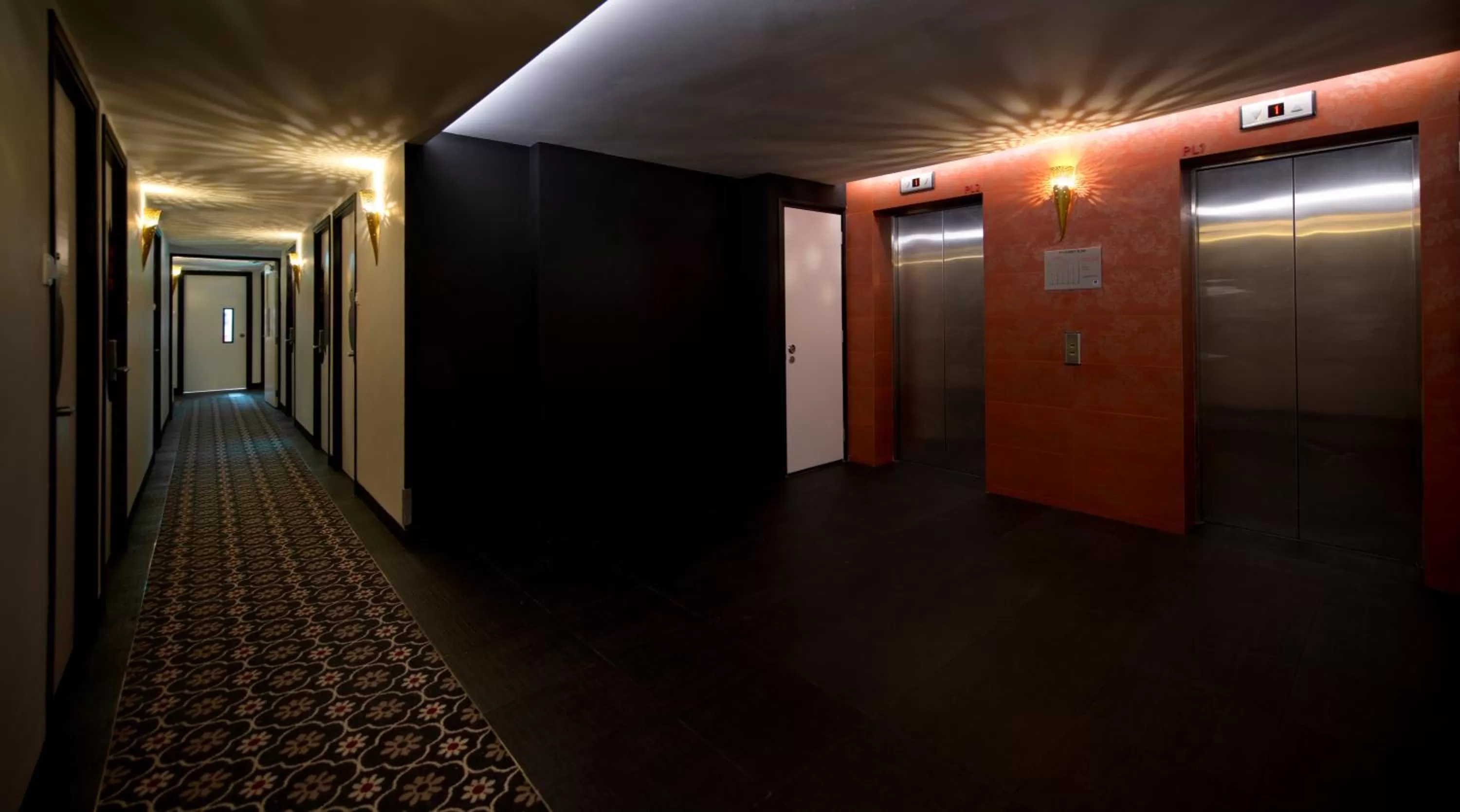 Lobby or reception in Venue Hotel