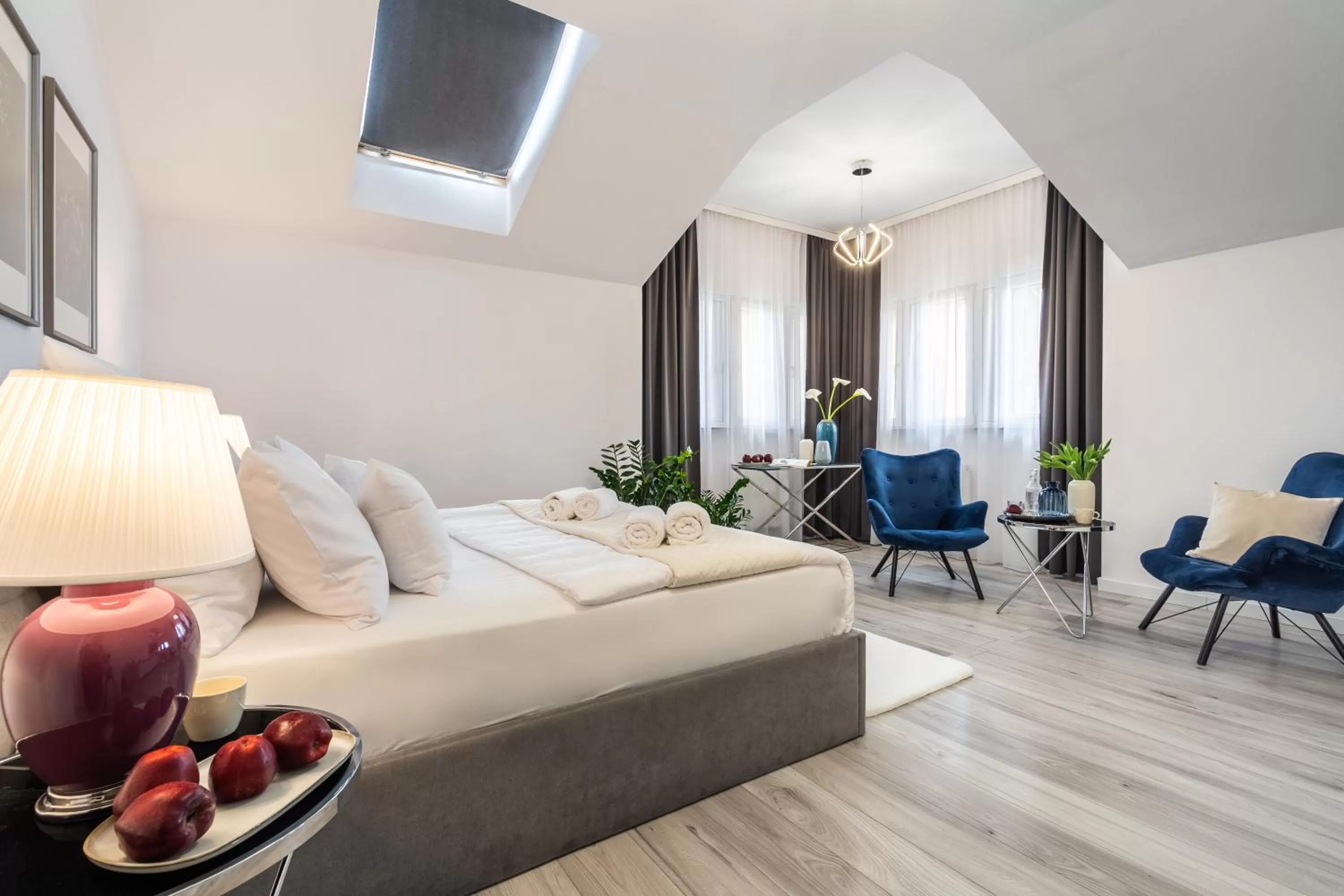 Bed in Hotel Sofia by The Railway Station Wroclaw