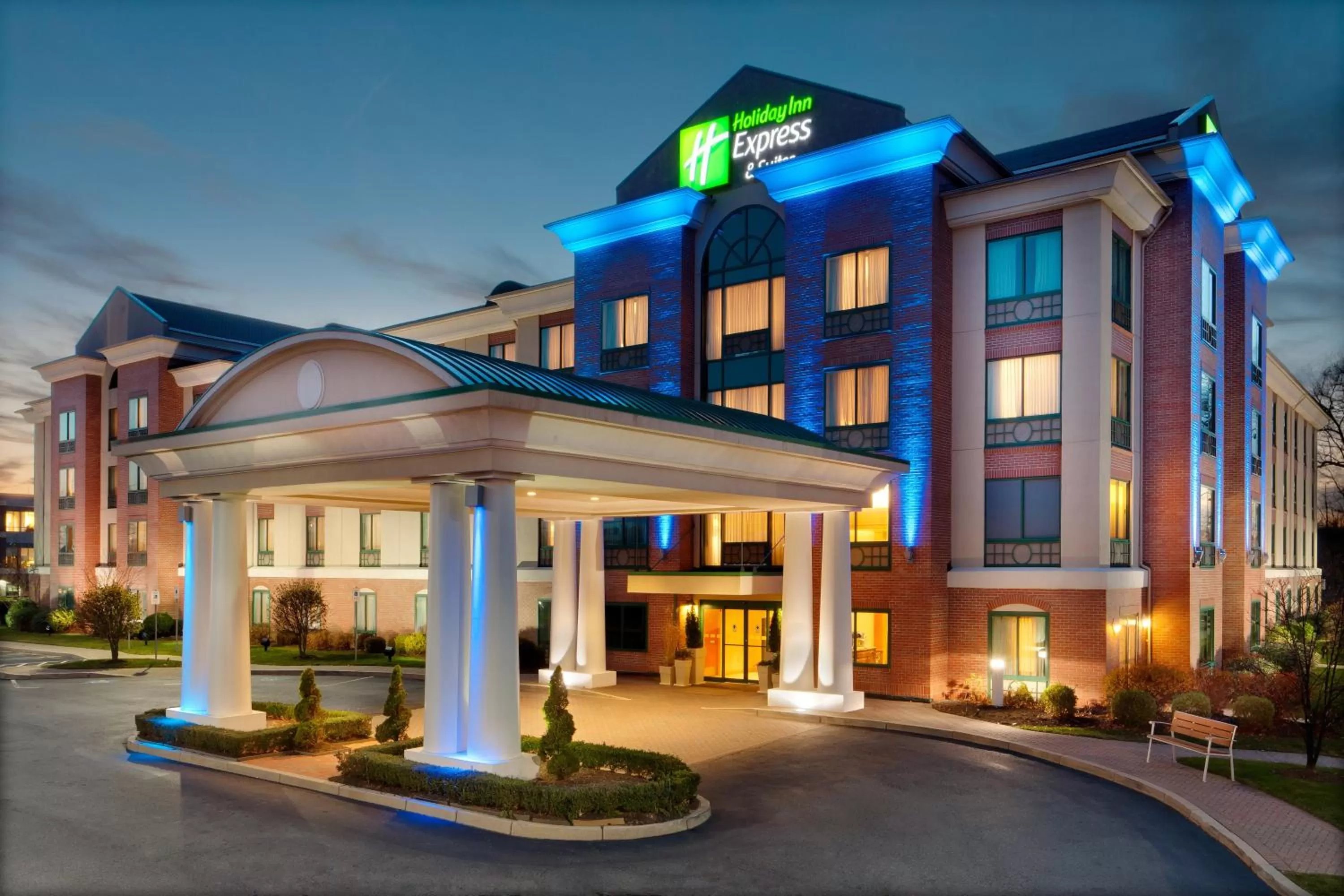 Property building in Holiday Inn Express Hotel & Suites Warwick-Providence Airport by IHG