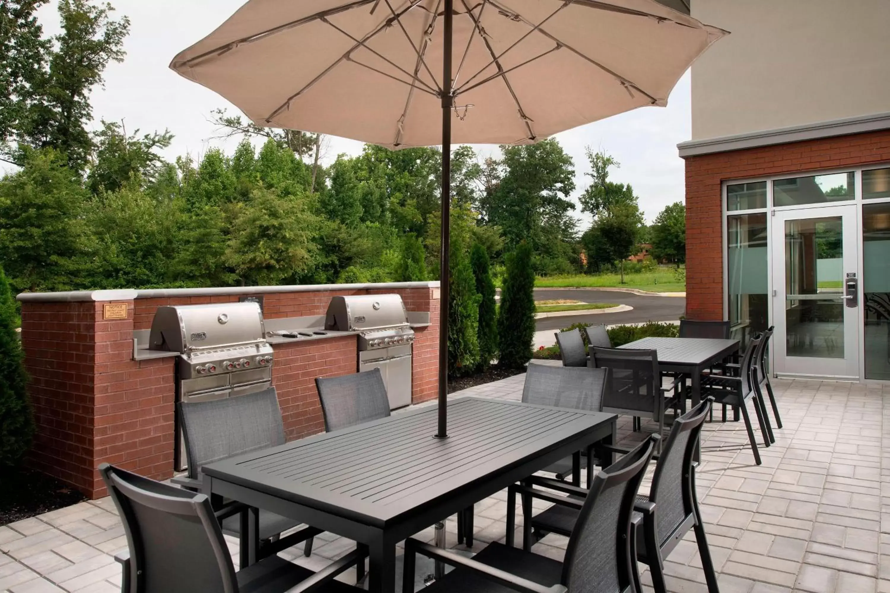 Property building, Restaurant/Places to Eat in Residence Inn by Marriott Baltimore Owings Mills