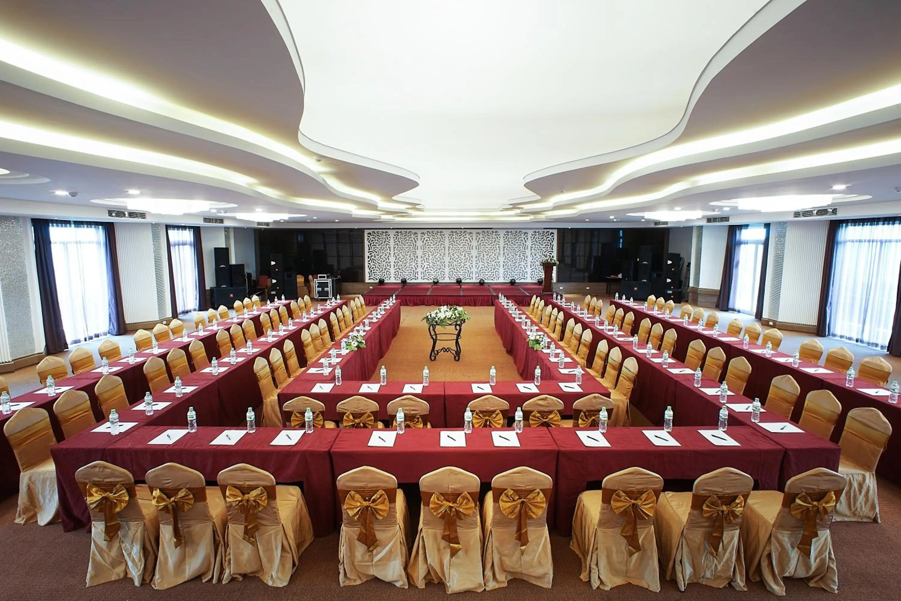 Meeting/conference room in Muong Thanh Holiday Muine Hotel