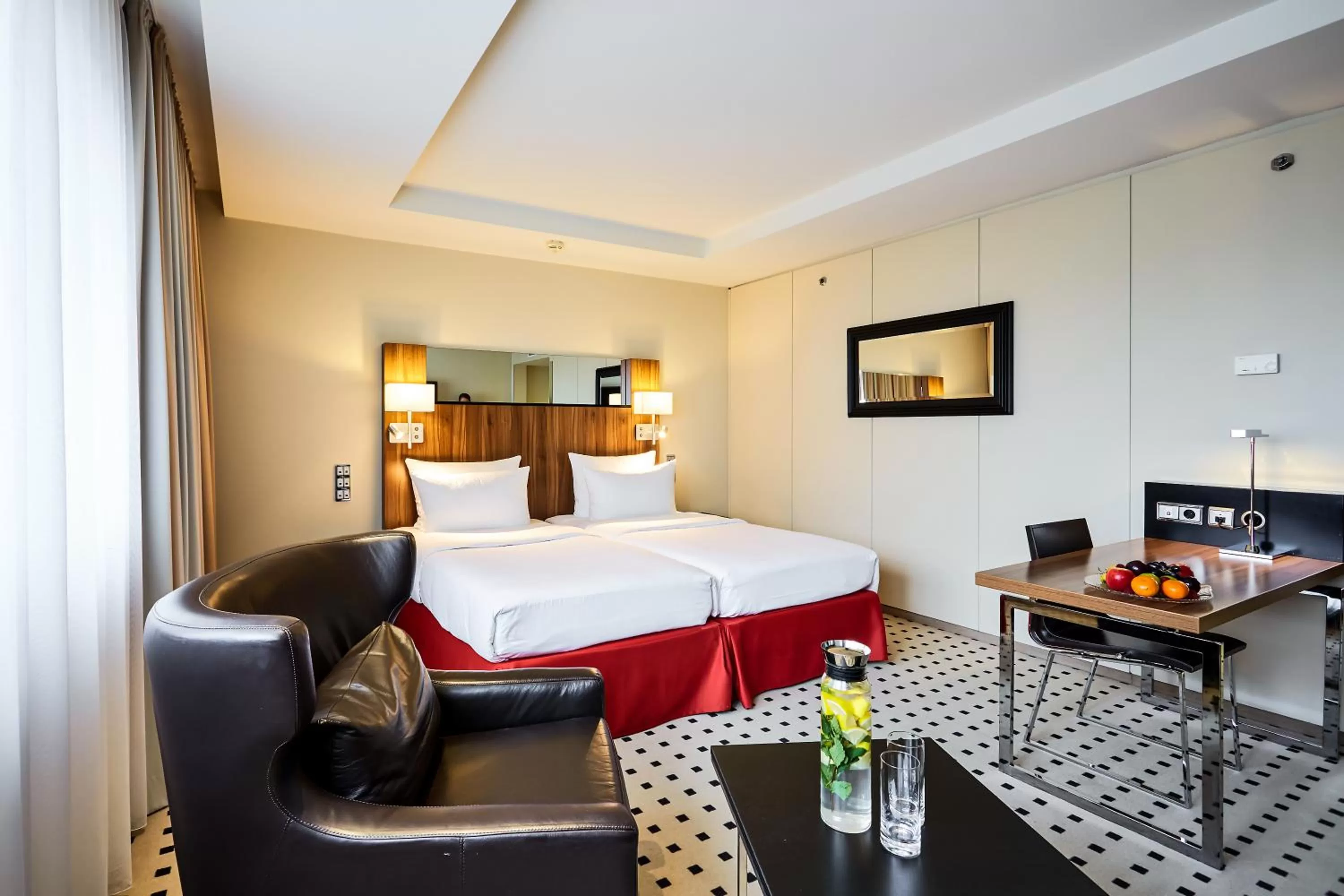 Photo of the whole room, Bed in Radisson Blu Conference Hotel, Düsseldorf