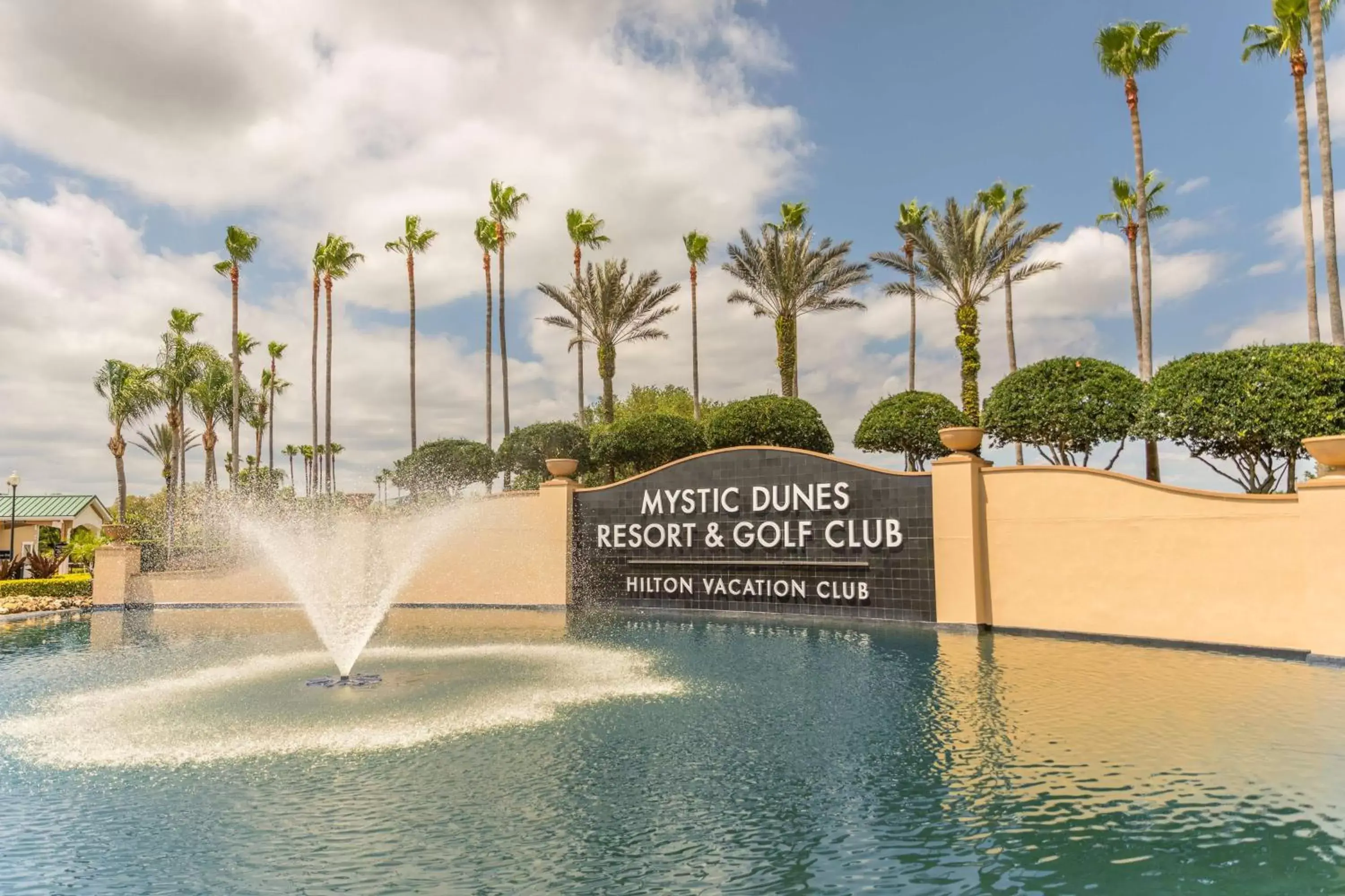 Pool view in Hilton Vacation Club Mystic Dunes Orlando