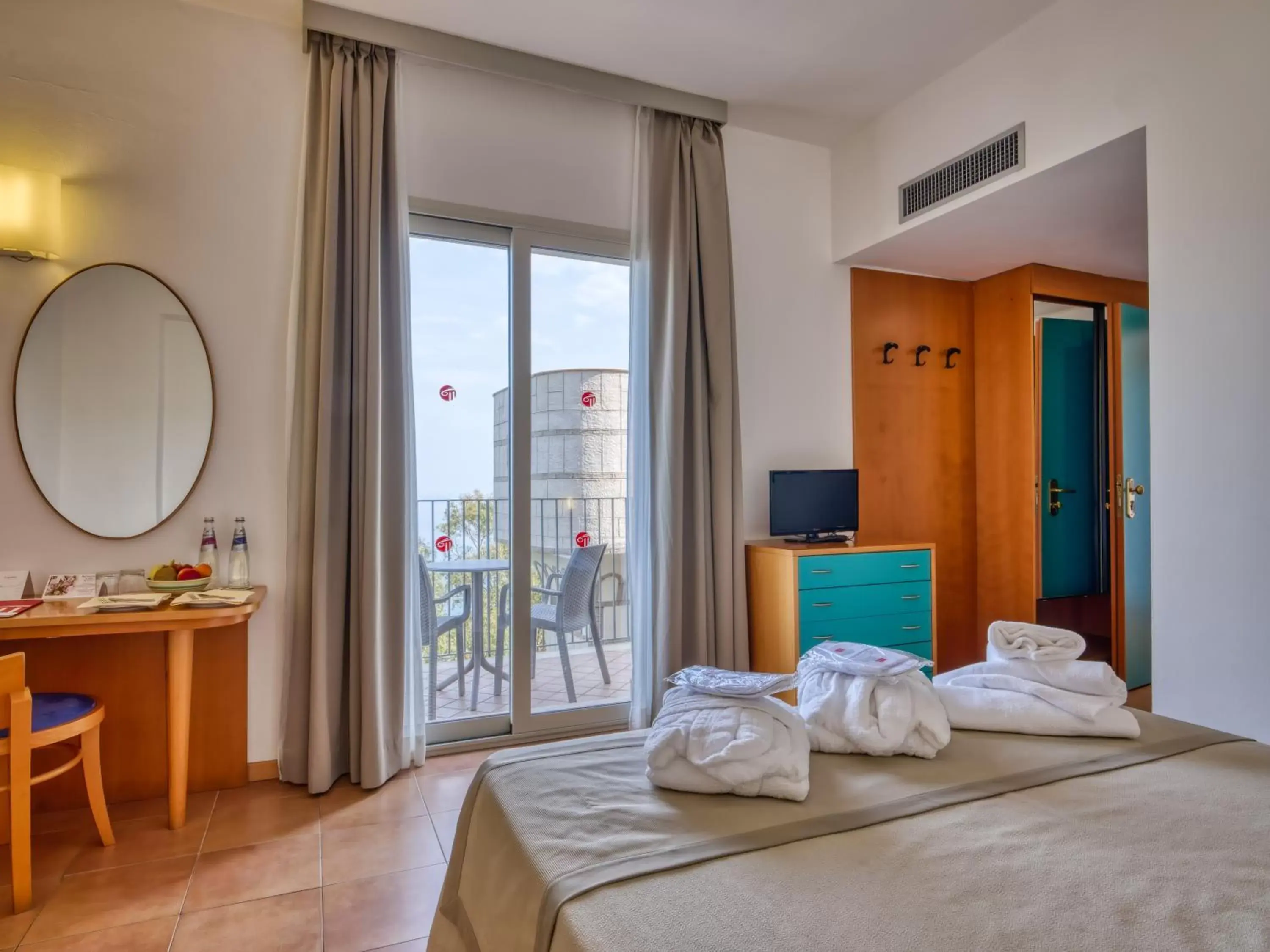 Bedroom, Bed in Hotel Antares Bedroom, Bed in Hotel Antares