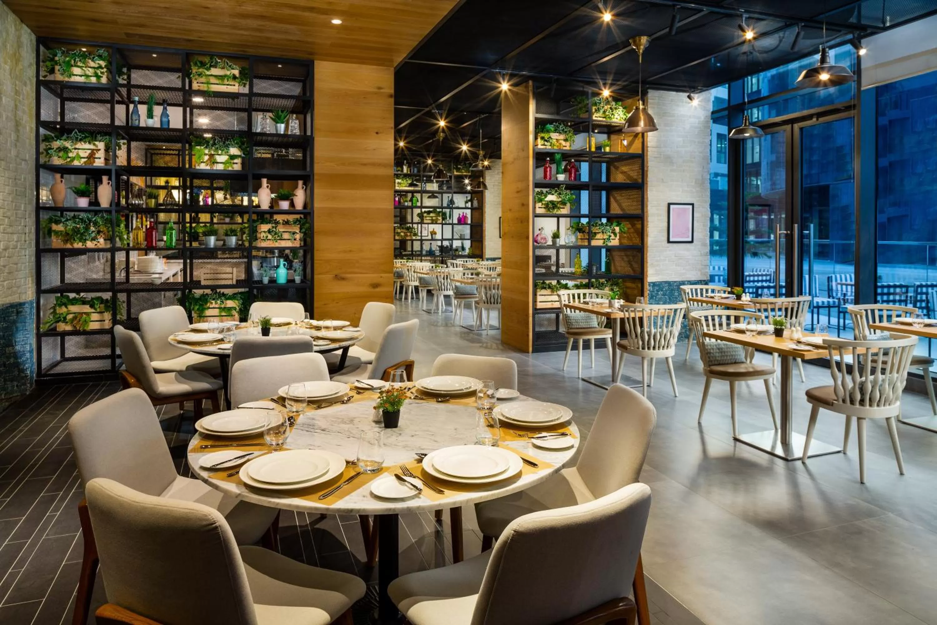 Restaurant/places to eat in Millennium Place Mirdif