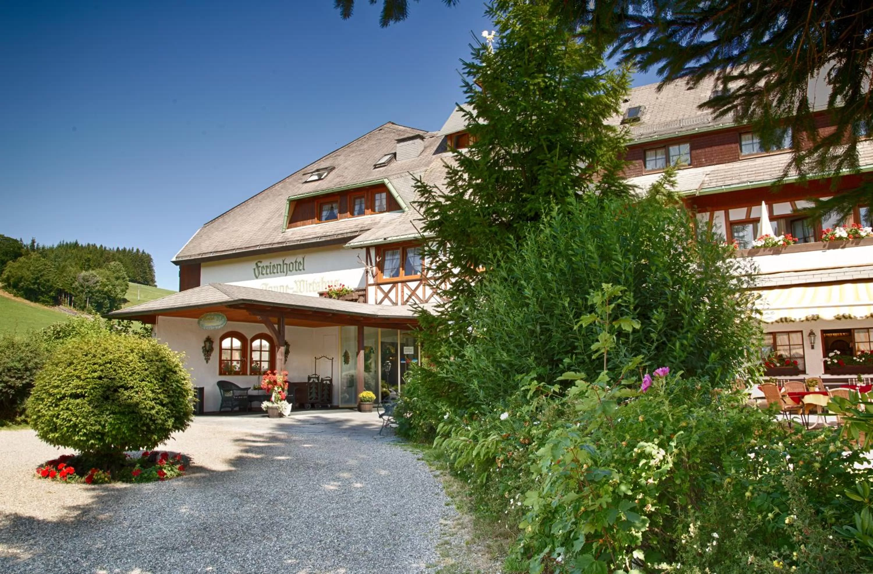 Facade/entrance, Property Building in Kaisers Tanne - Premium Alles Inklusive Hotel