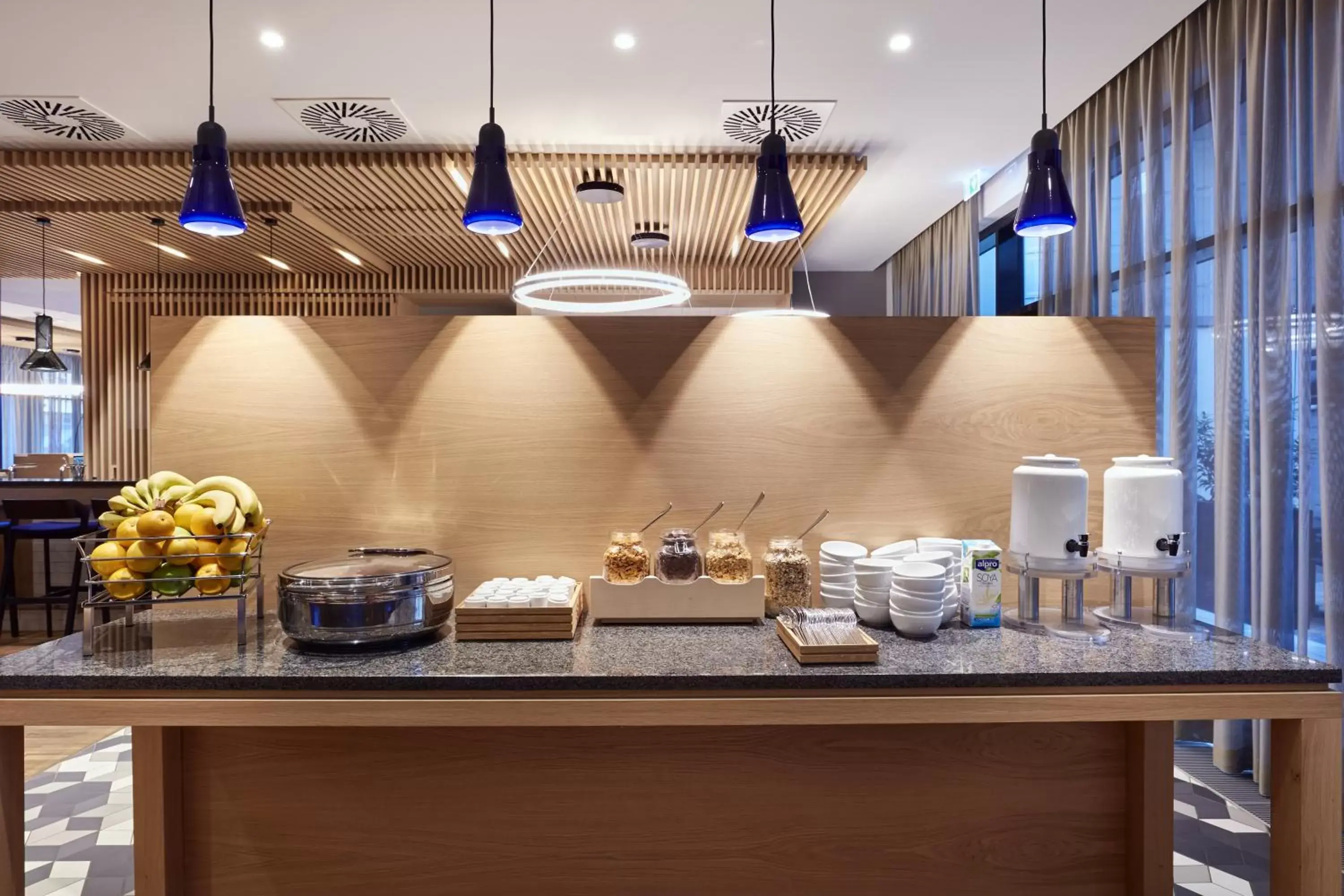 Breakfast in Holiday Inn Express - Berlin - Alexanderplatz by IHG Breakfast in Holiday Inn Express - Berlin - Alexanderplatz by IHG