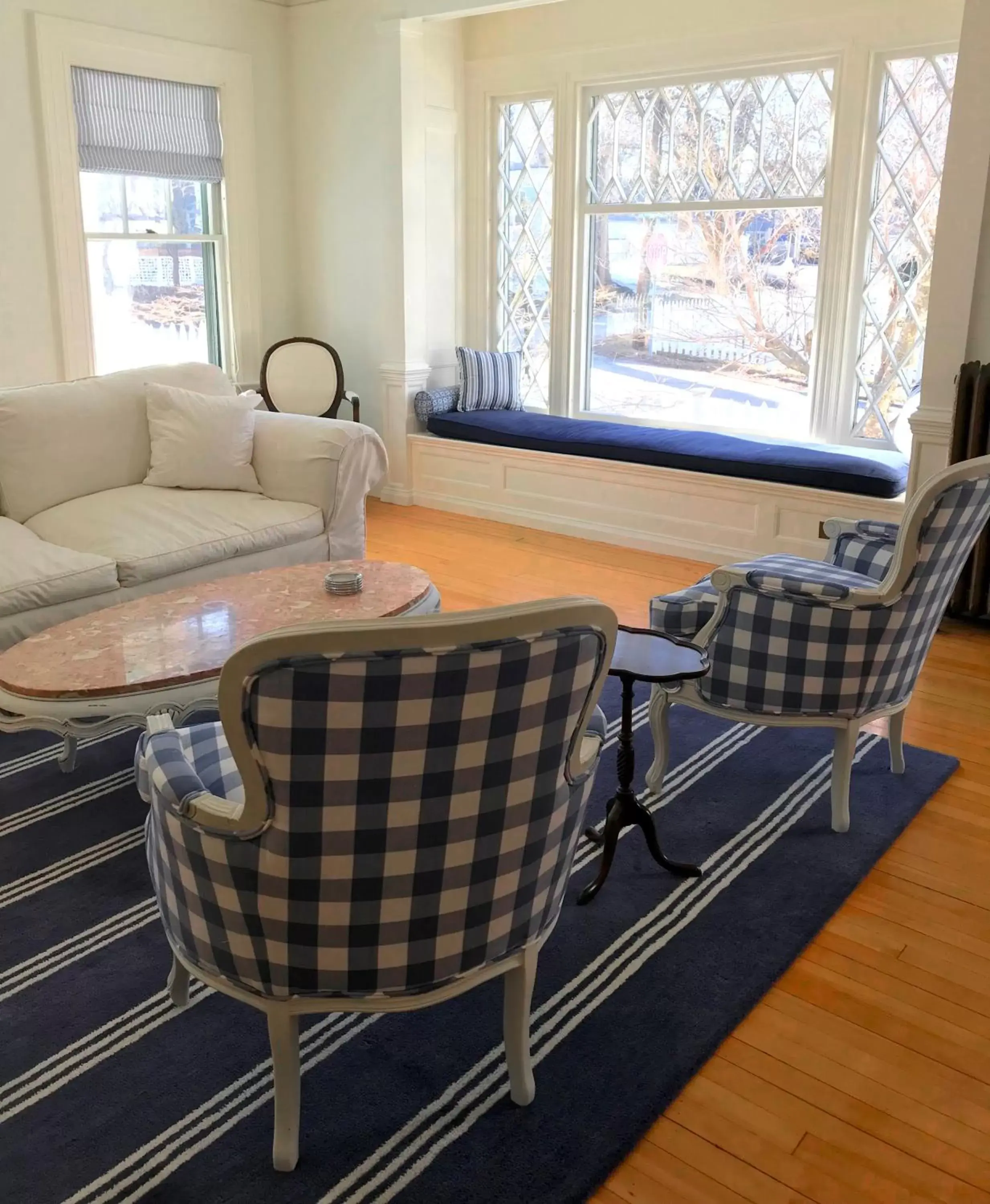 Seating Area in The Belmont Inn