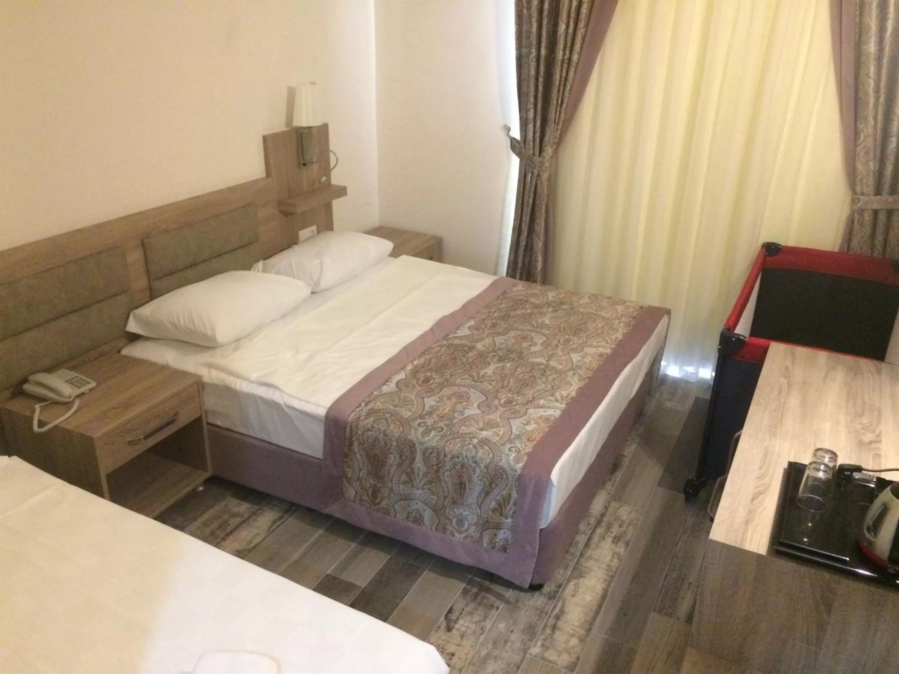 Bedroom, Bed in Arsi Enfi City Beach Hotel