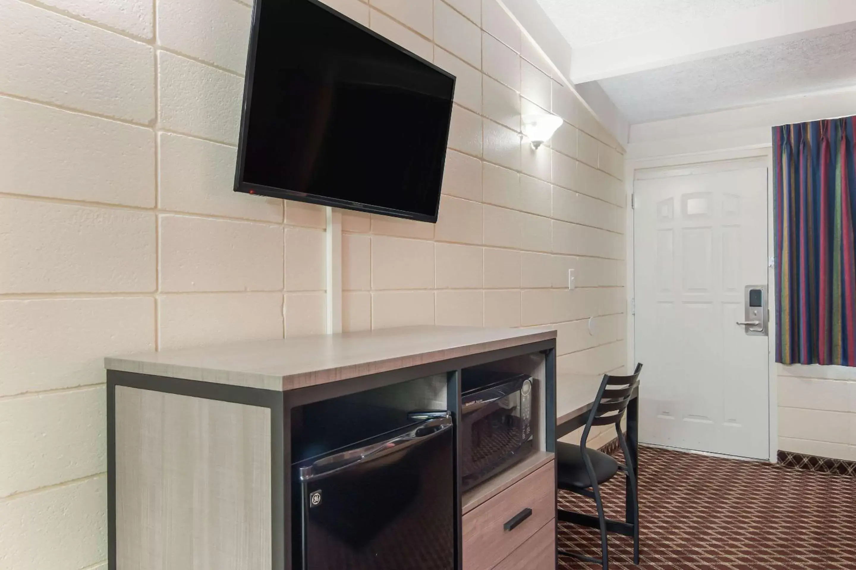 Photo of the whole room in Rodeway Inn Photo of the whole room in Rodeway Inn