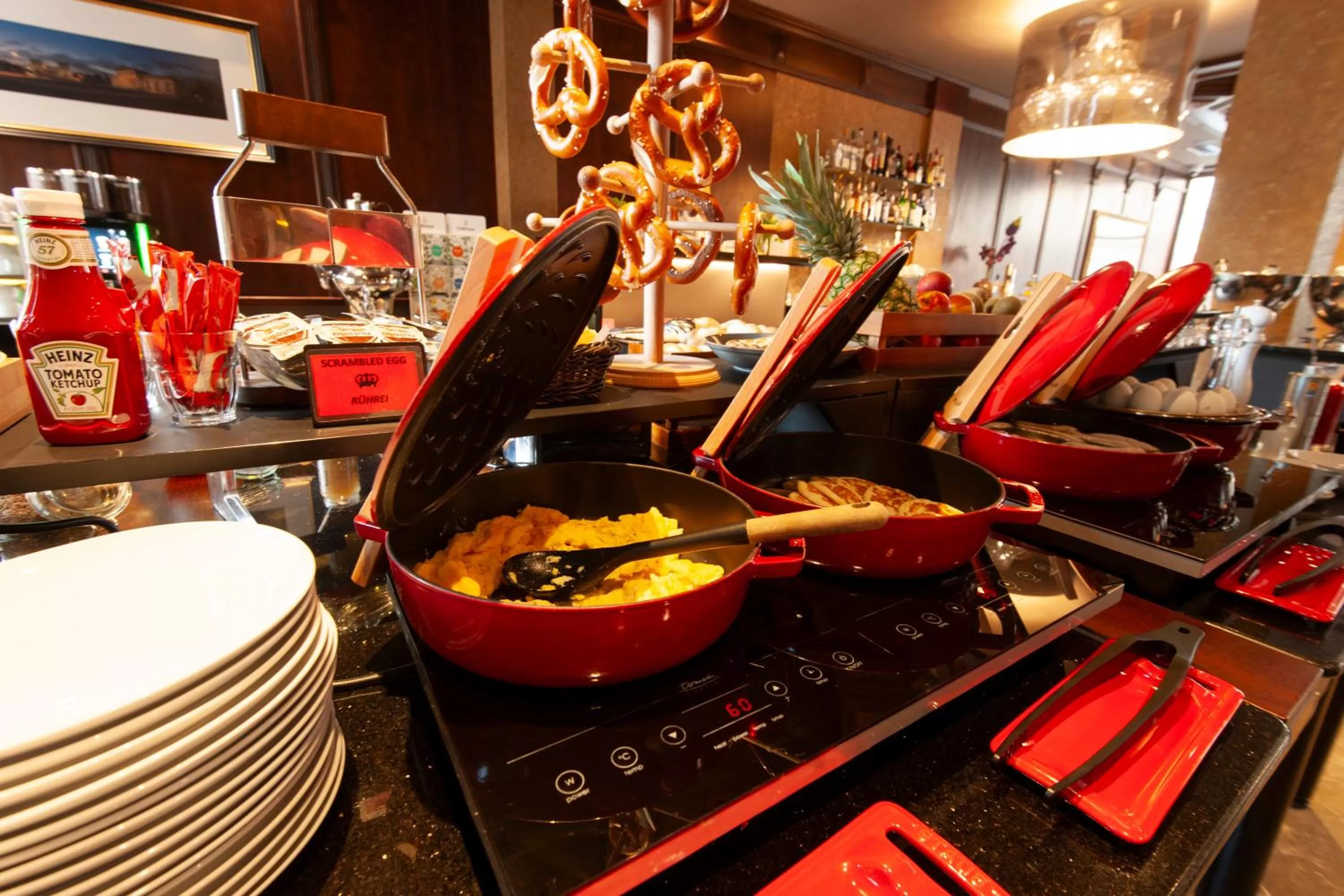 Food in KING's Hotel First