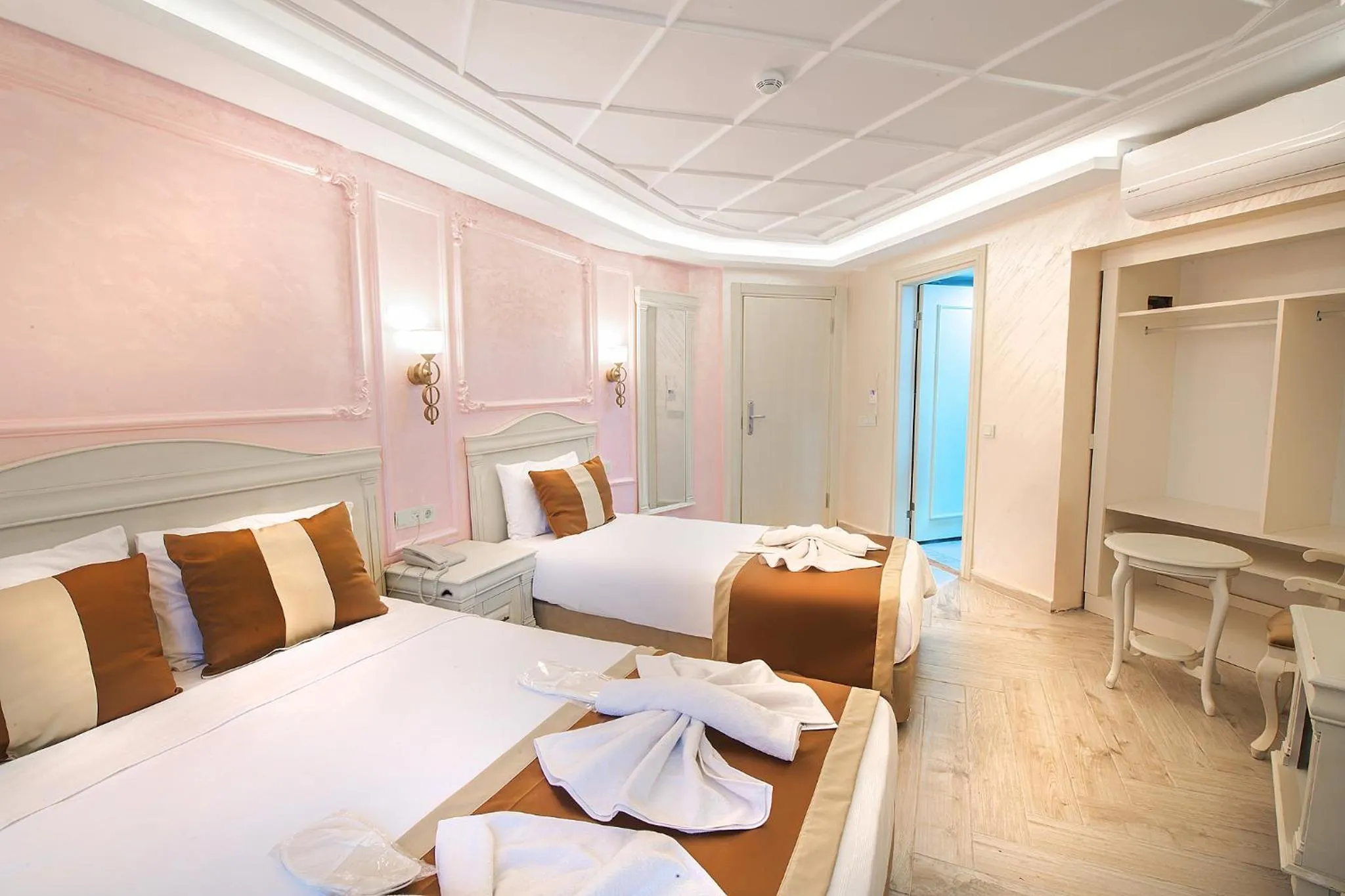 Bed in Istanbul My Assos Hotel