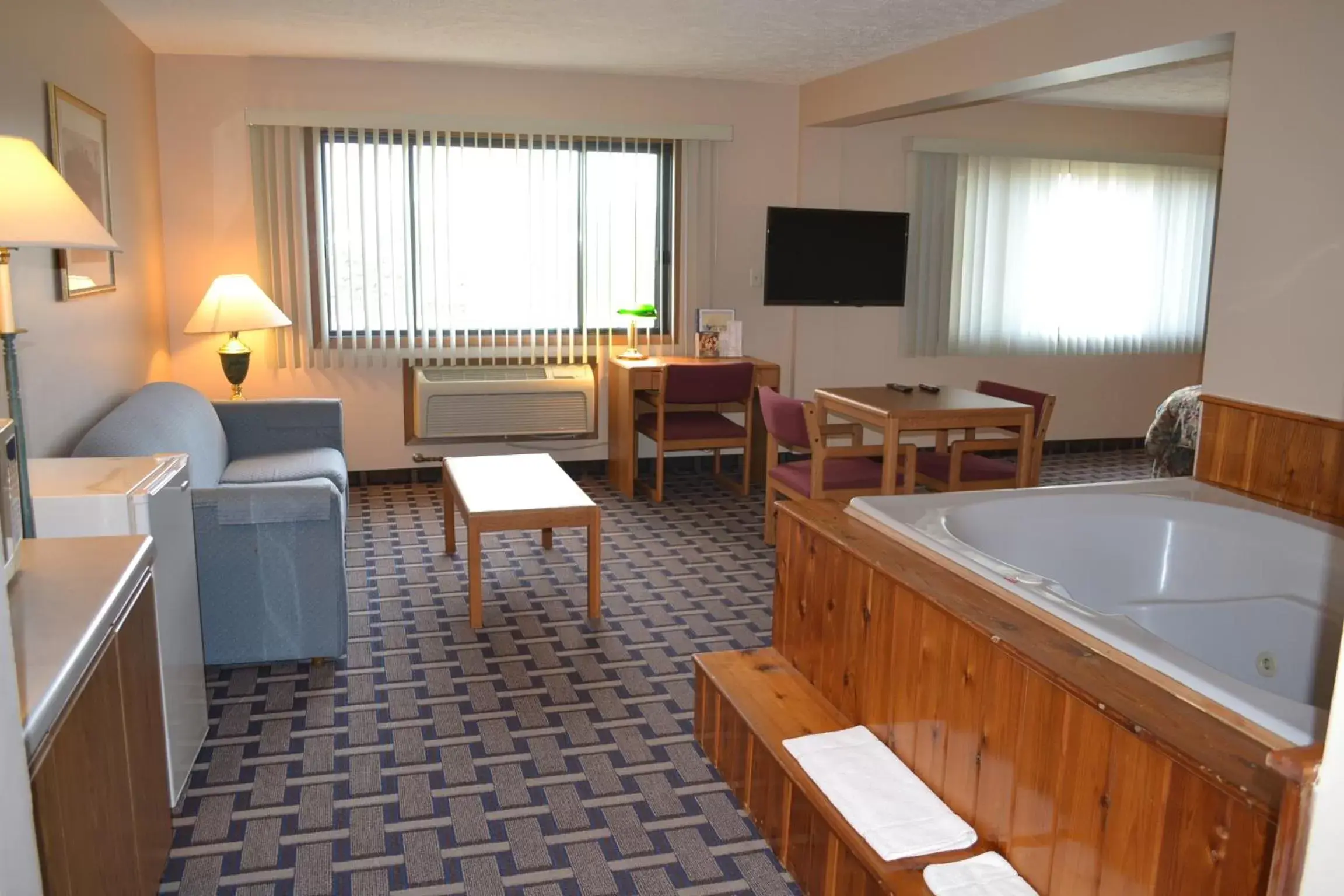 Photo of the whole room in Sky Lodge Inn & Suites - Delavan