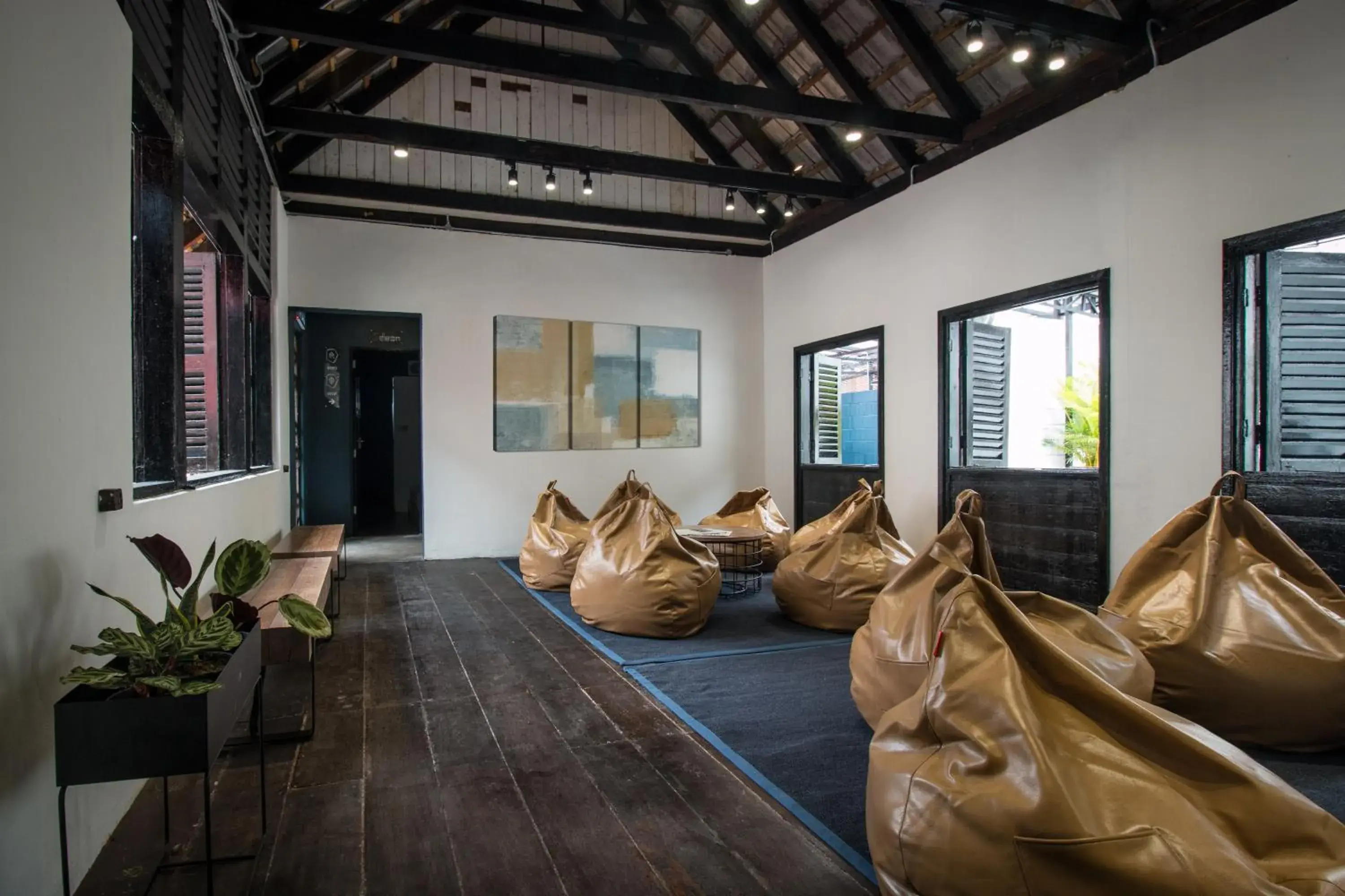 Living room, Seating Area in The Brownstone Hostel & Space