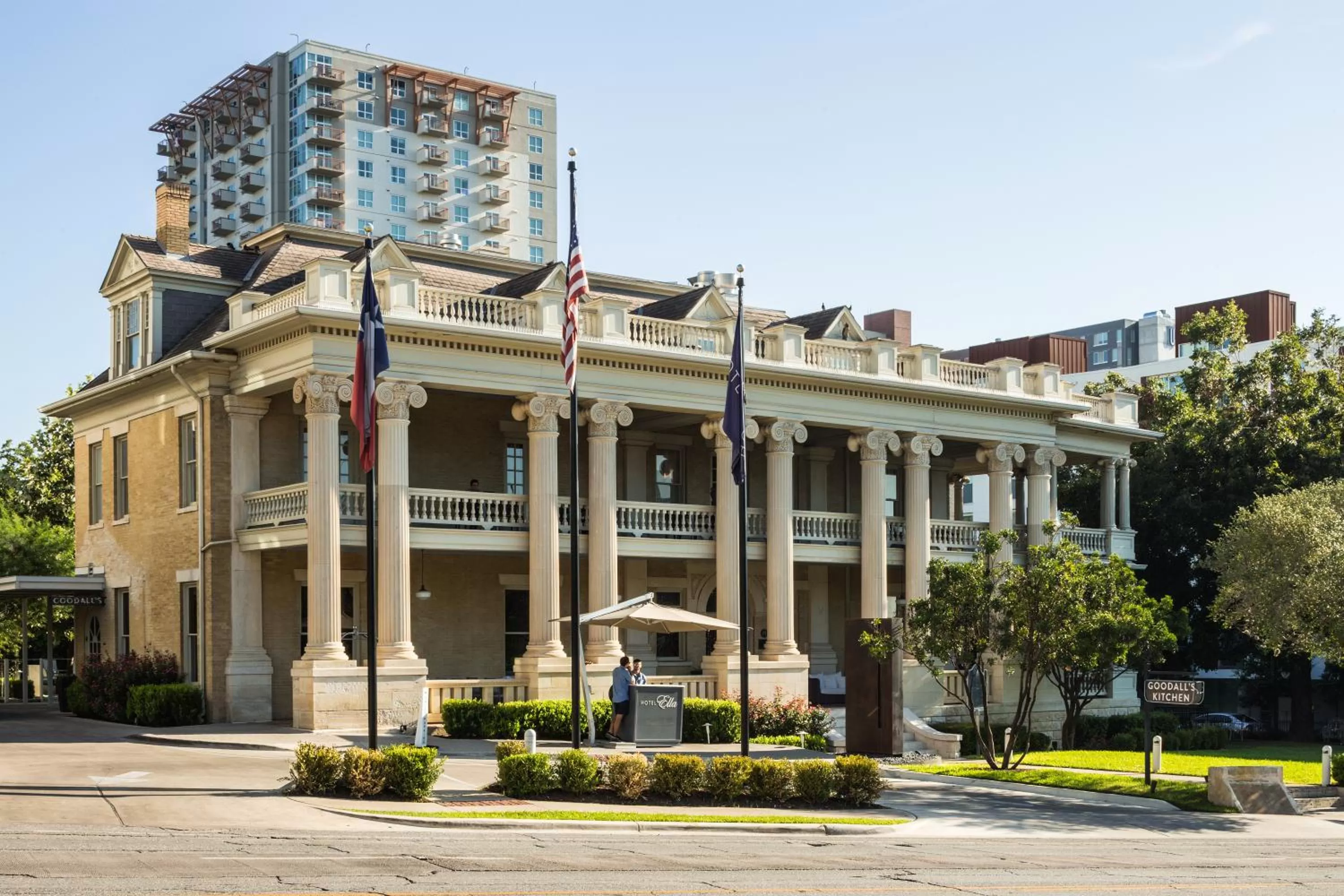 Facade/entrance in Hotel Ella