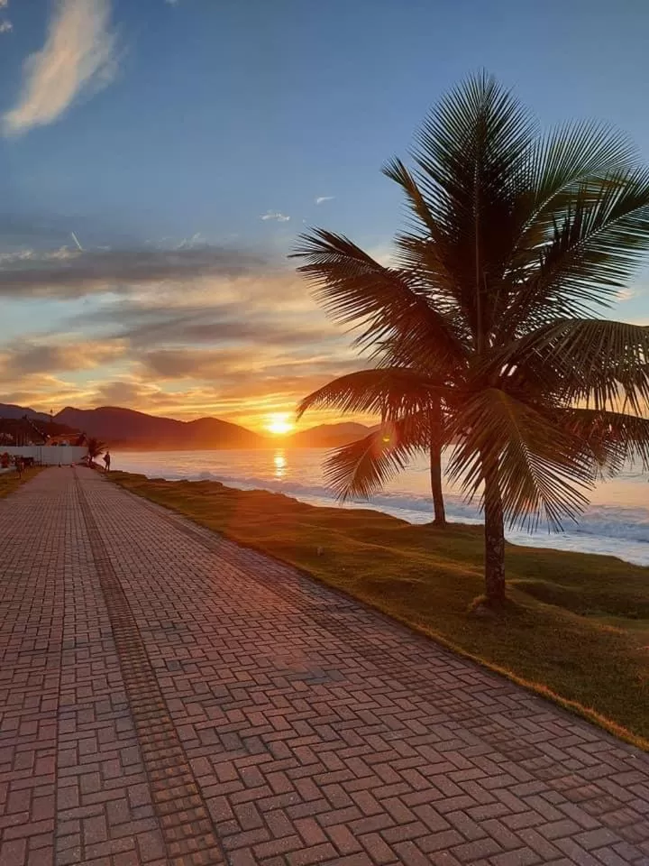 Sunrise/Sunset in Pousada Recanto Som do Mar