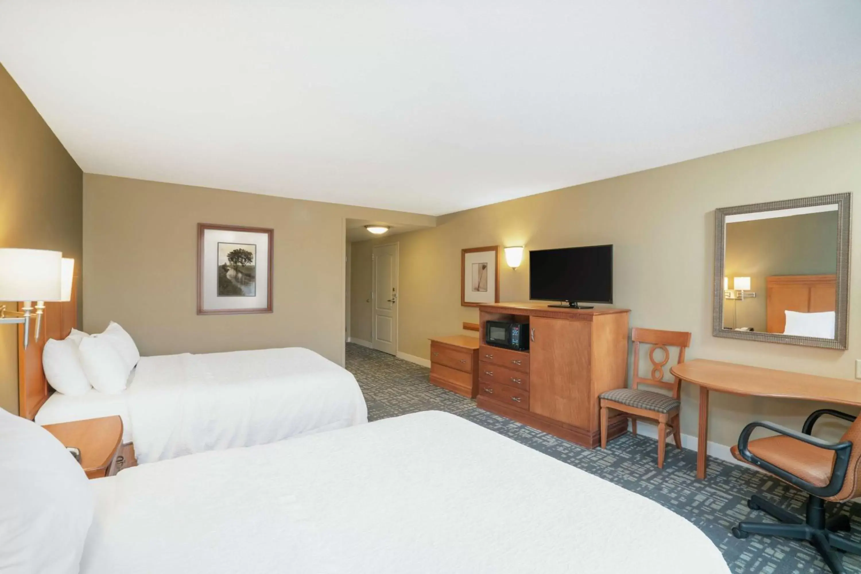 Bedroom, Bed in Hampton Inn & Suites Murfreesboro