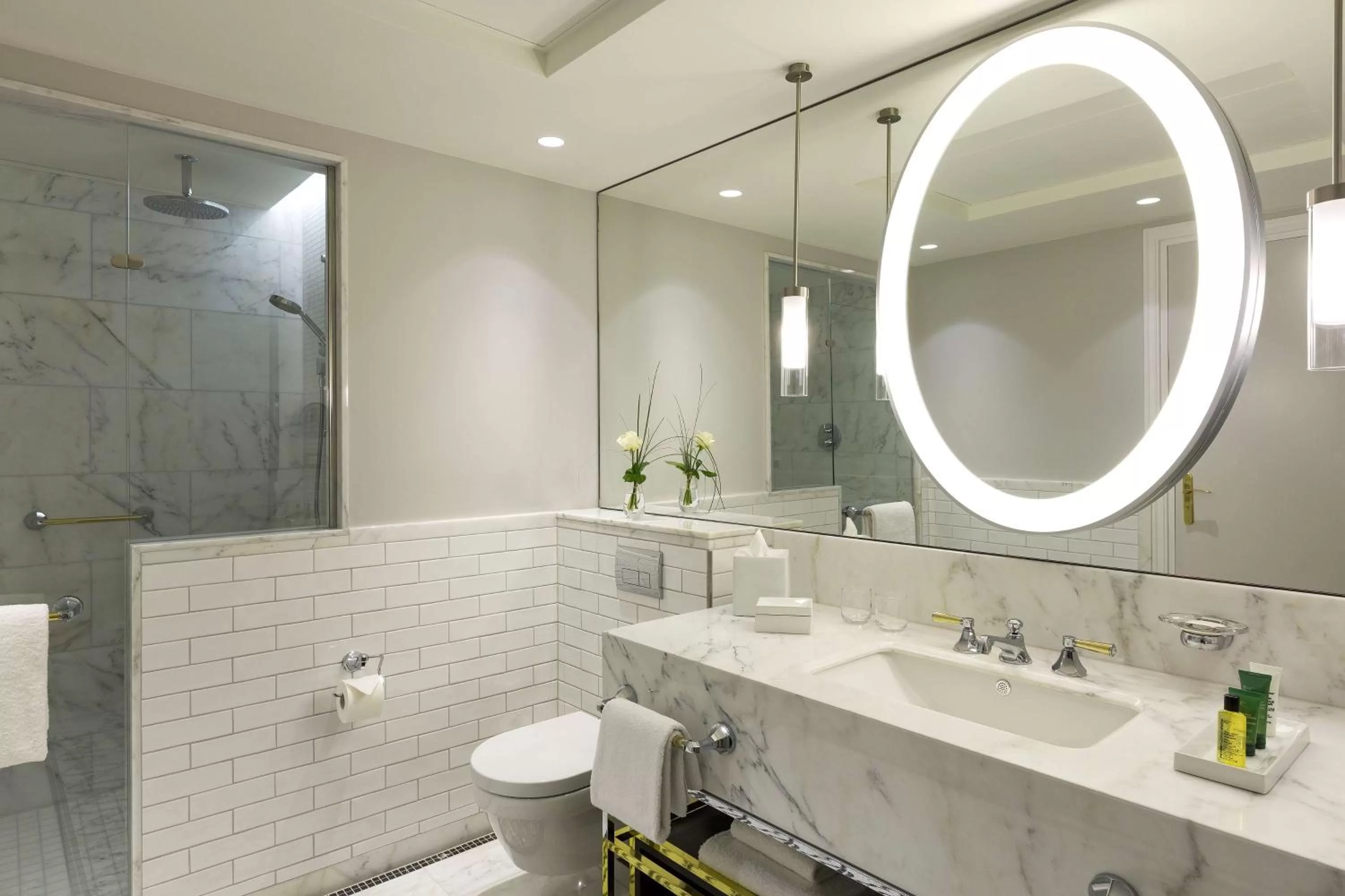 Bathroom in Hilton Paris Opera