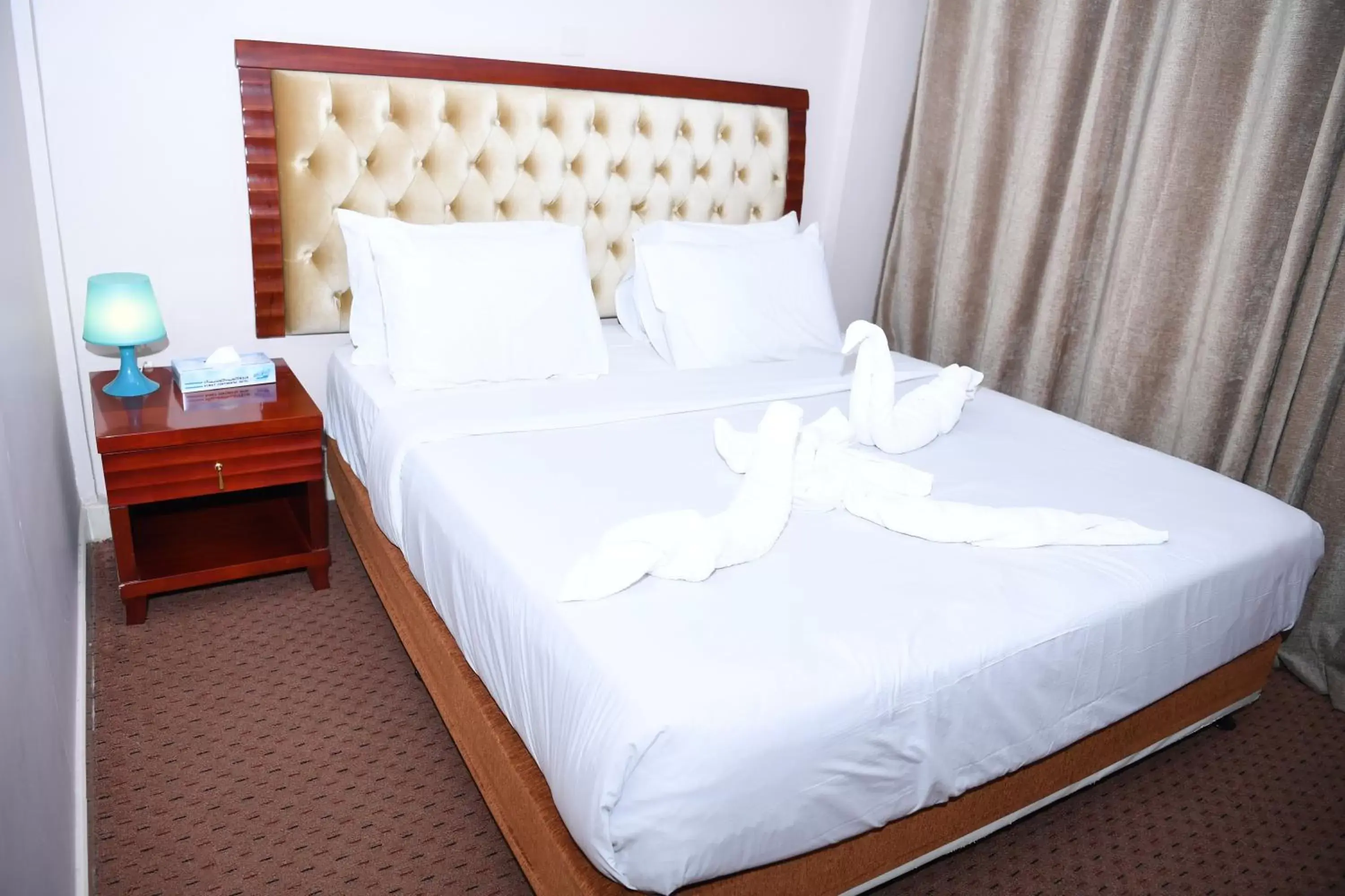 Bedroom, Bed in Continental Inn Hotel Al Farwaniya
