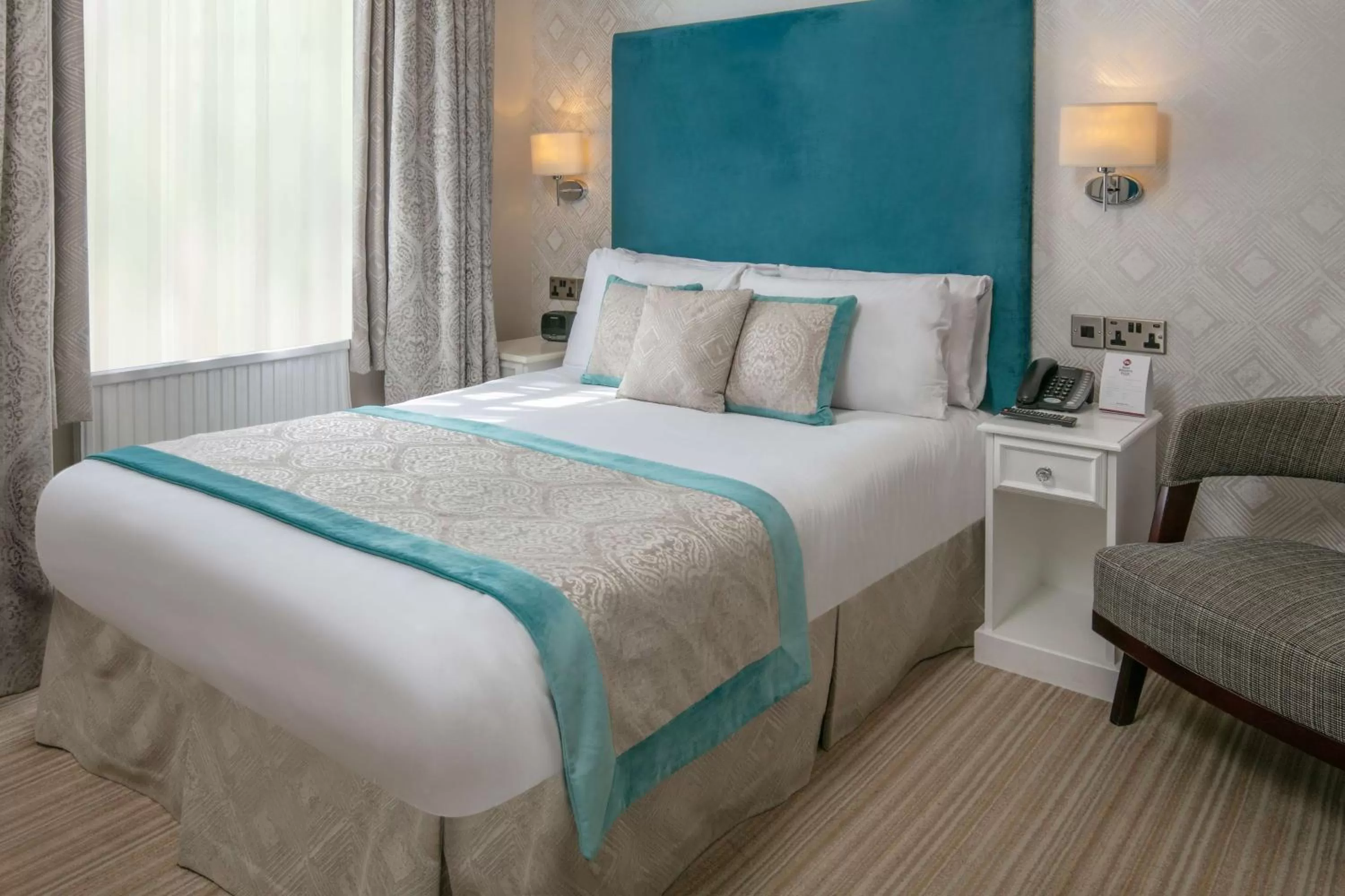 Bedroom, Bed in Burlington Hotel, BW Premier Collection by Best Western