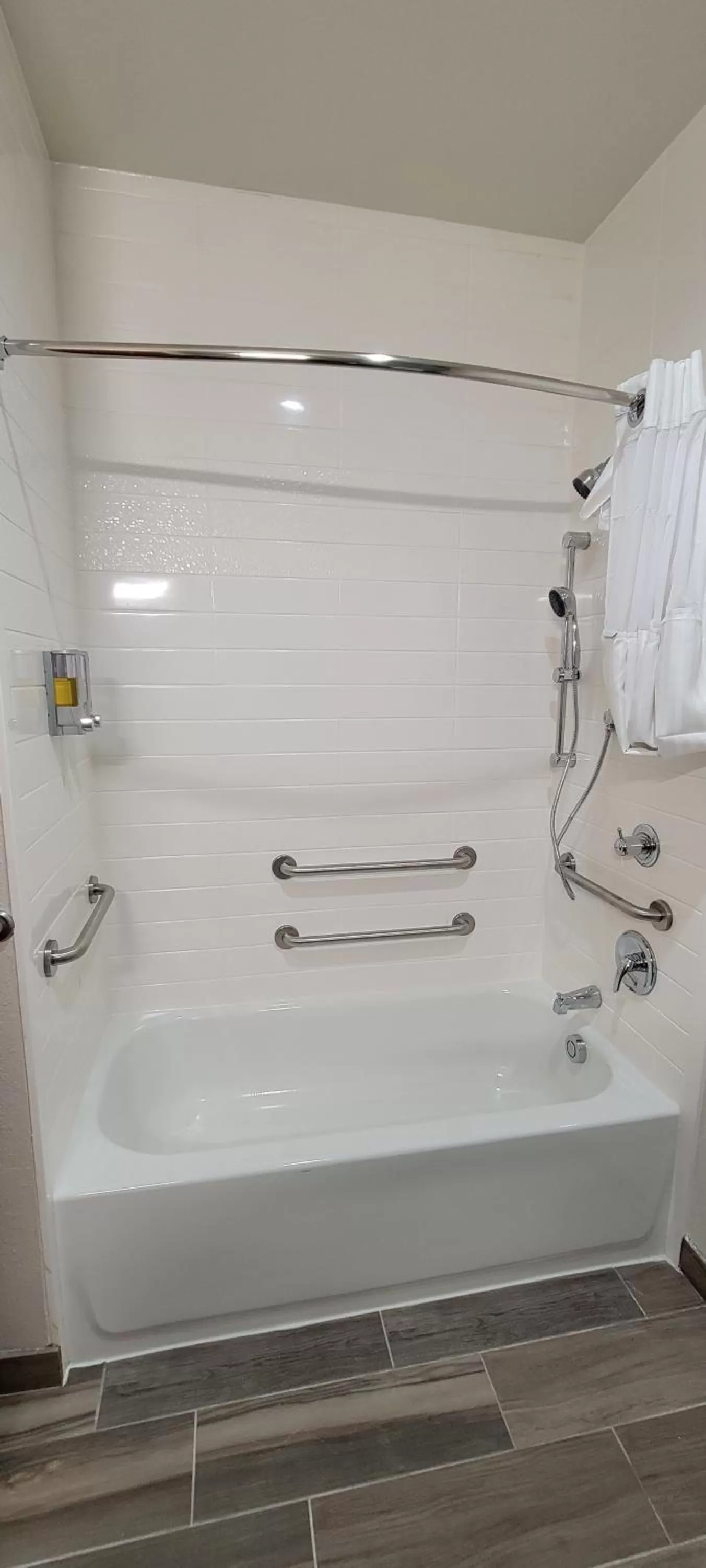 Bathroom in Americas Best Value Inn San Antonio Downtown Riverwalk