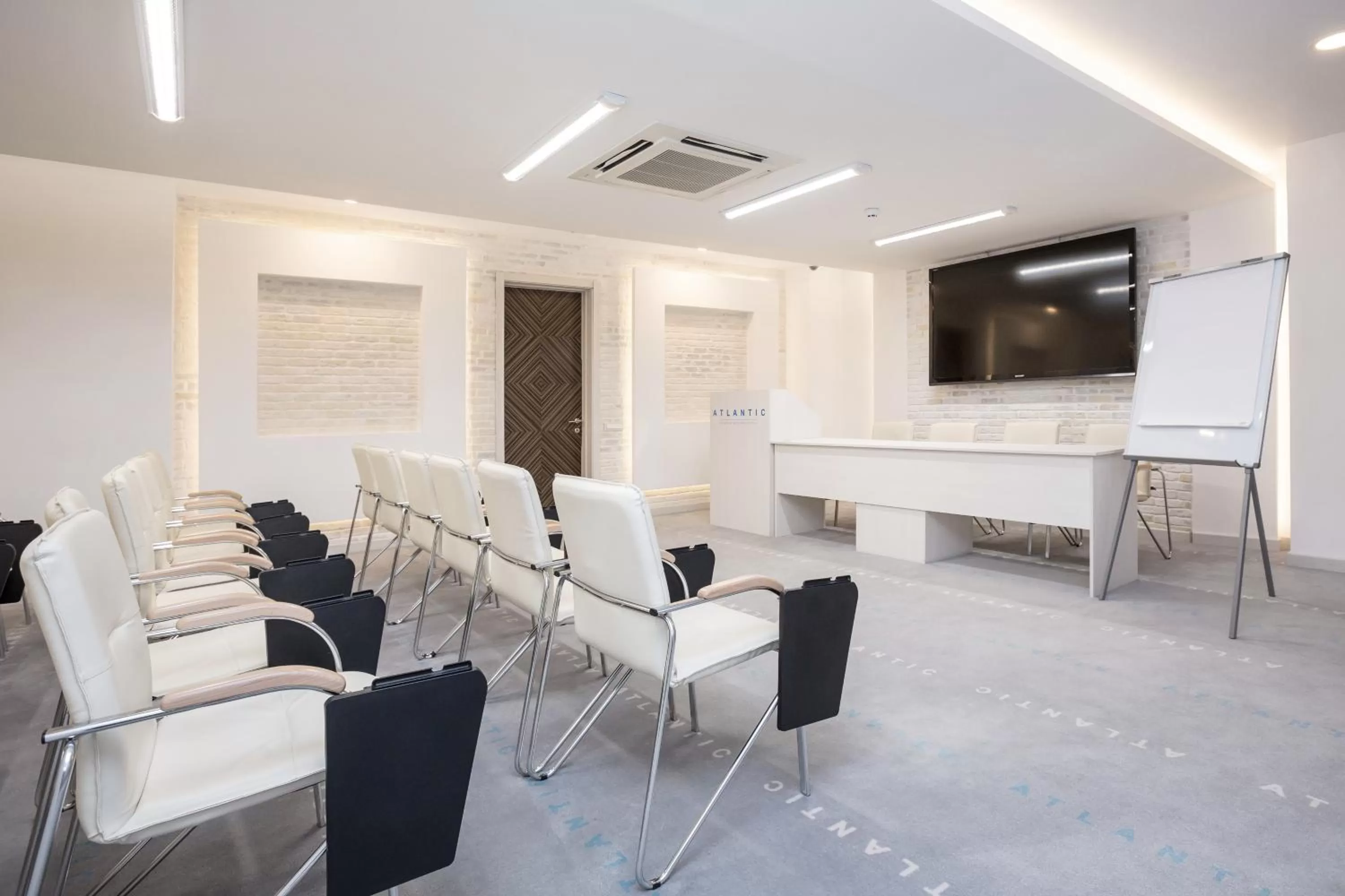 Meeting/conference room in Atlantic Garden Resort