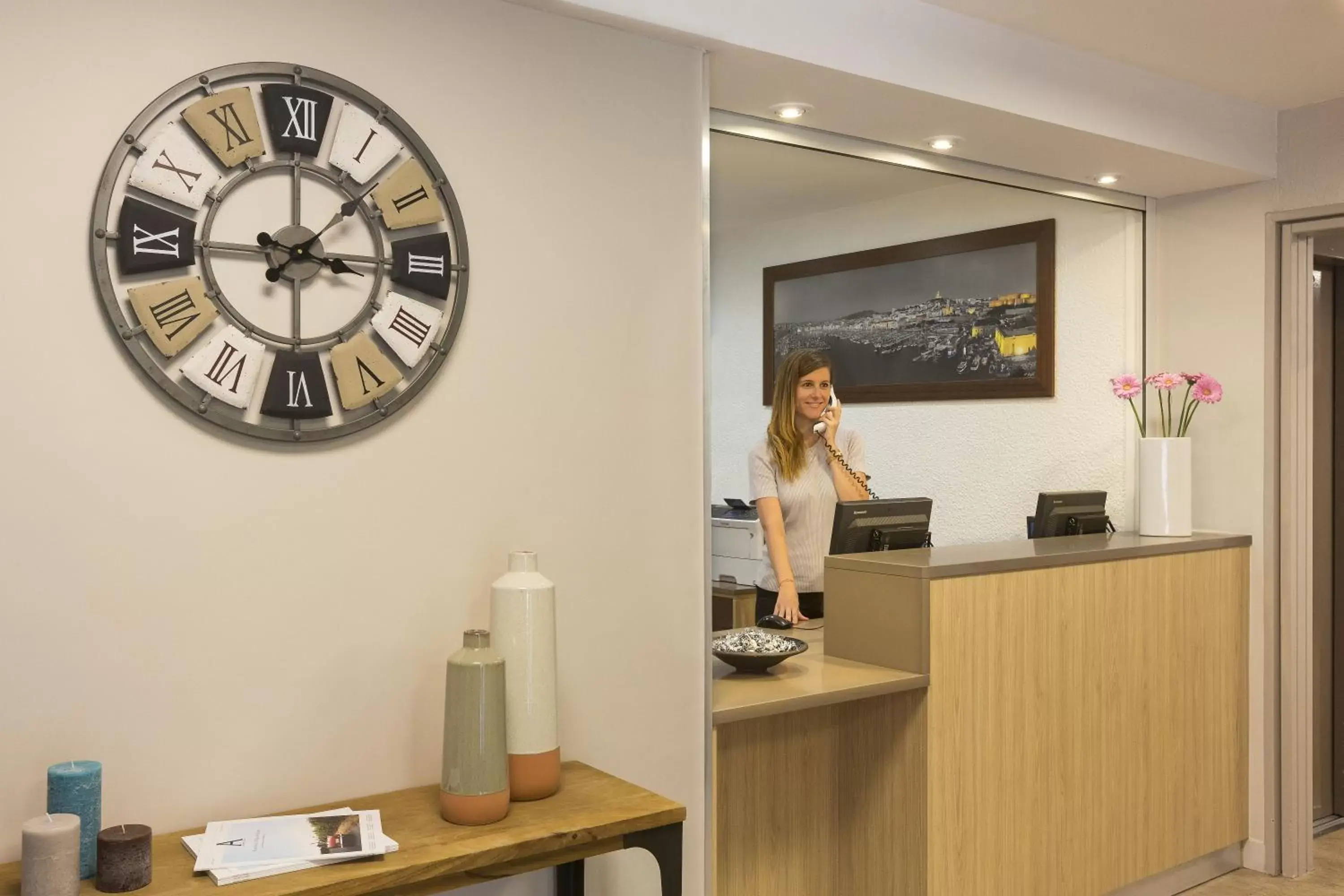 Lobby or reception, Lobby/Reception in Citadines Castellane Marseille