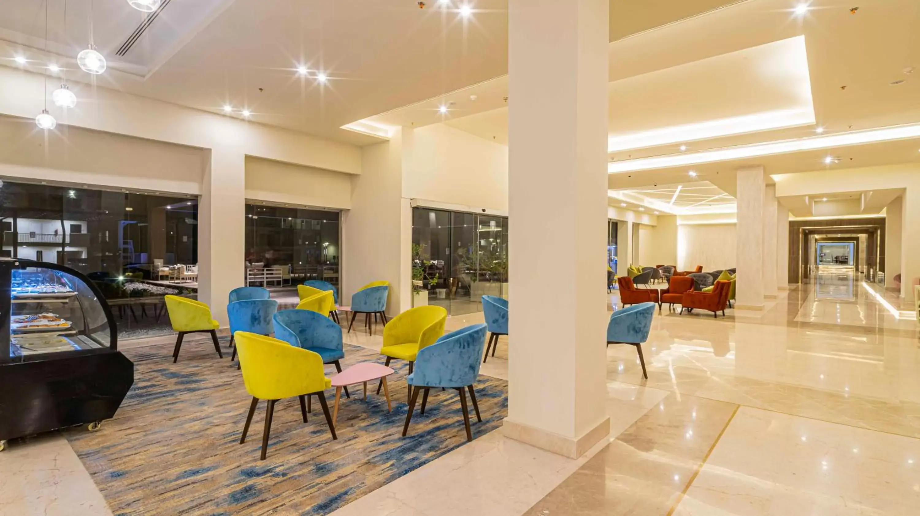 Lounge or bar in Amarina Abu Soma Resort & Aquapark Lounge or bar in Amarina Abu Soma Resort & Aquapark