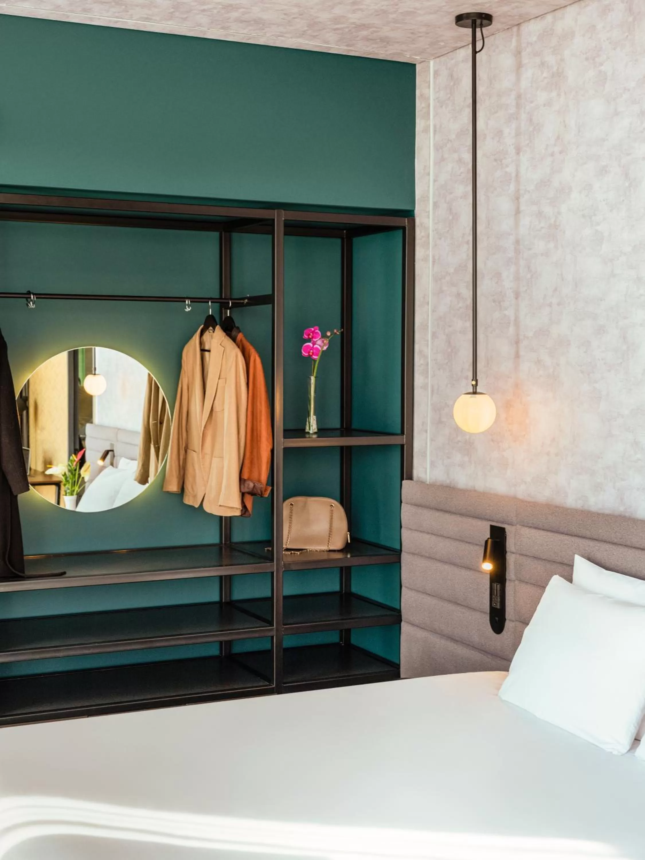 Photo of the whole room, Bed in Novotel Mexico City Toreo