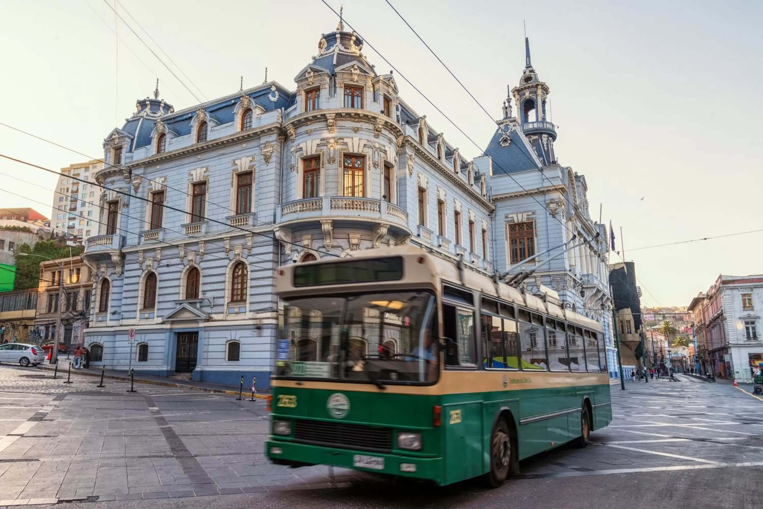 Nearby landmark, Property Building in ibis Valparaiso