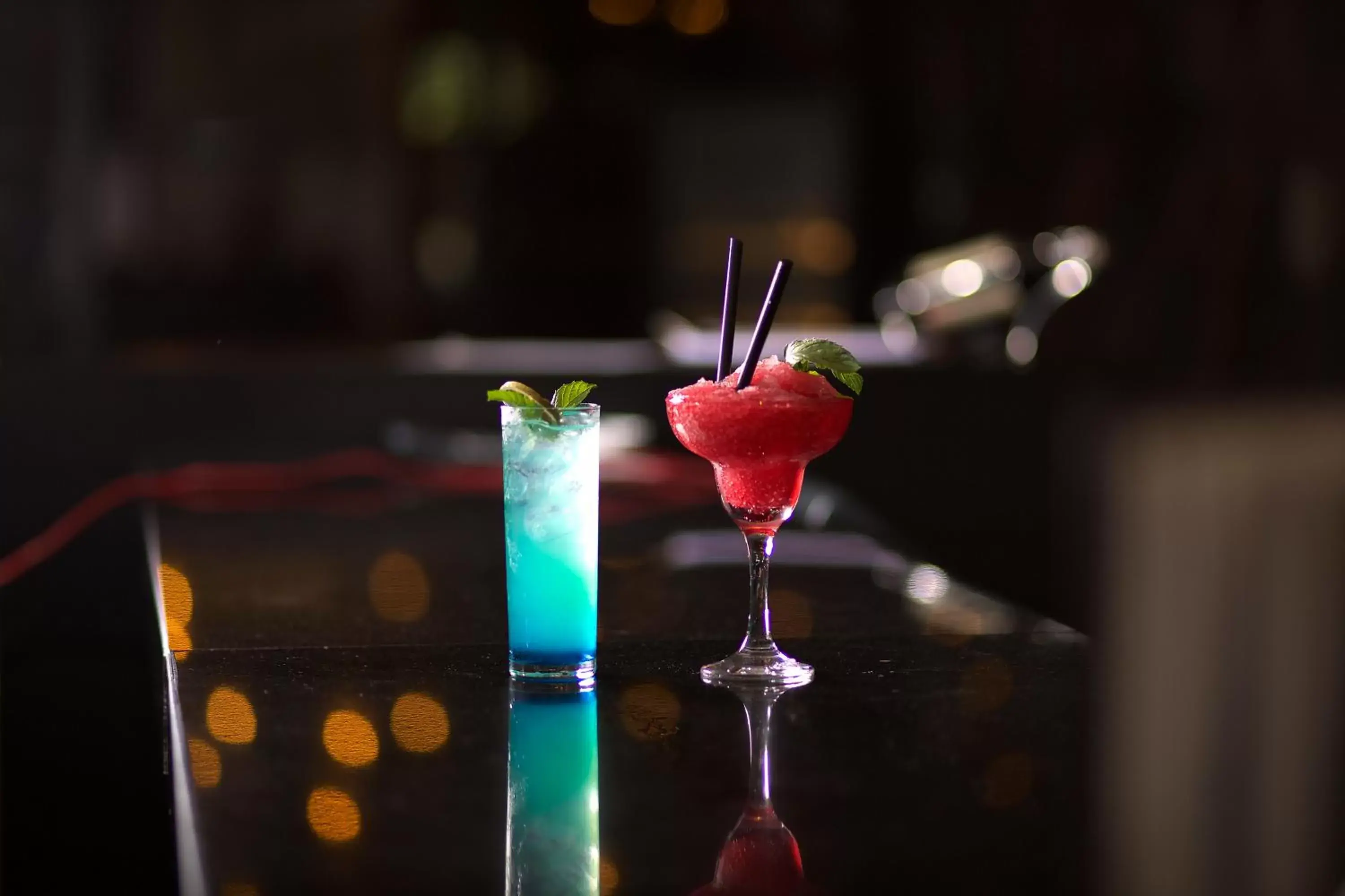 Lounge or bar, Drinks in Ramada Hotel & Suites by Wyndham Istanbul Merter