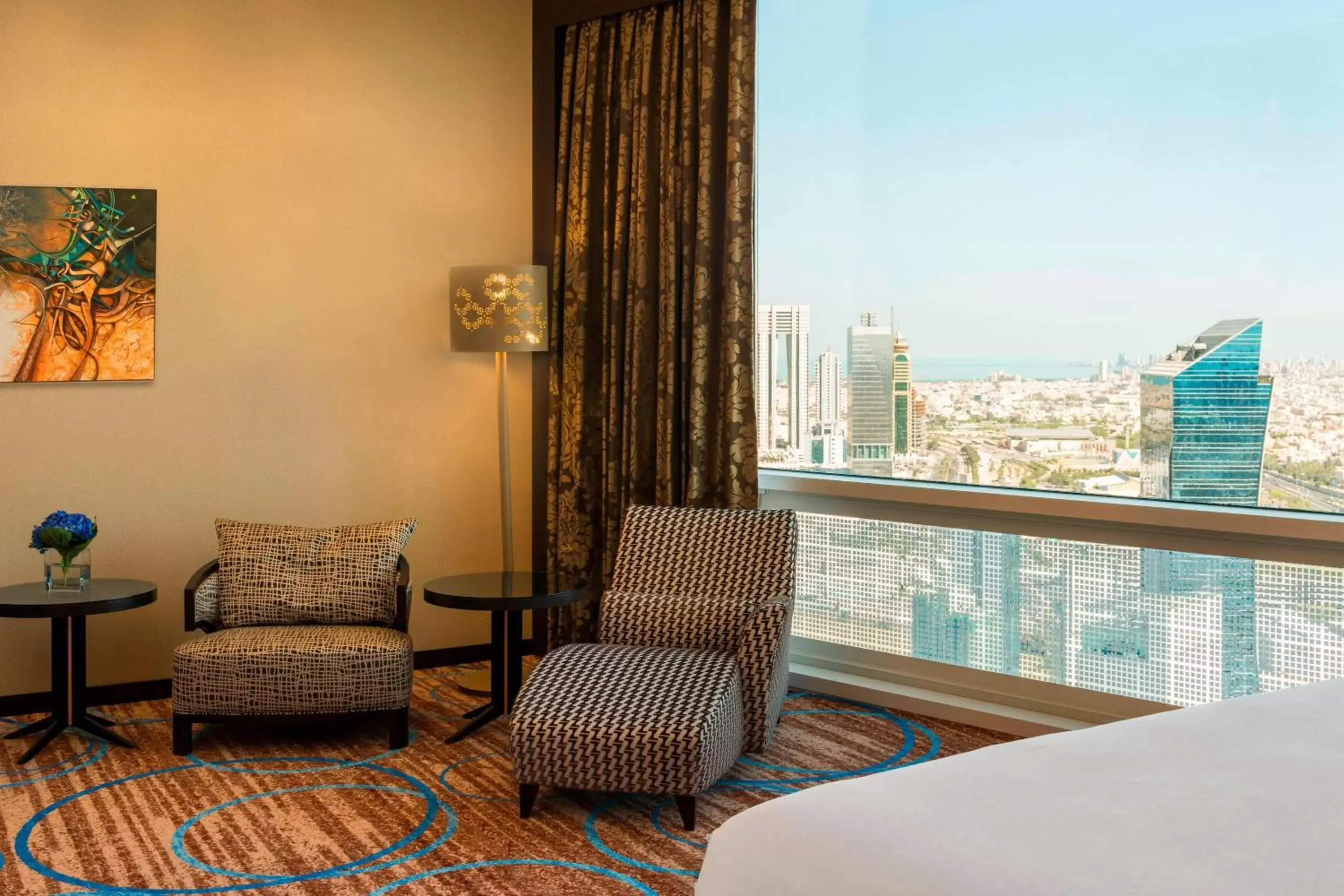 Bedroom, Seating Area in Four Points By Sheraton Kuwait