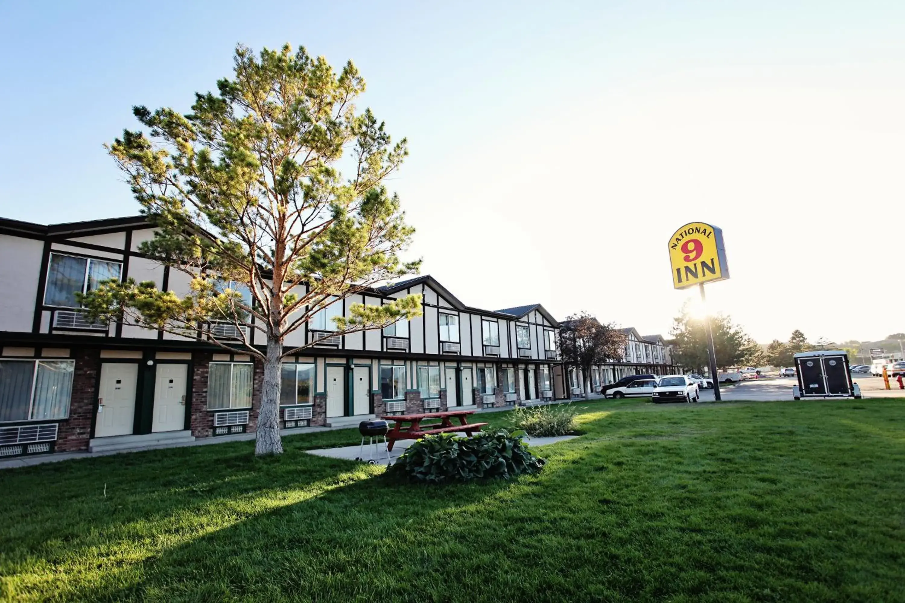 Facade/entrance in National 9 Inn Price Facade/entrance in National 9 Inn Price