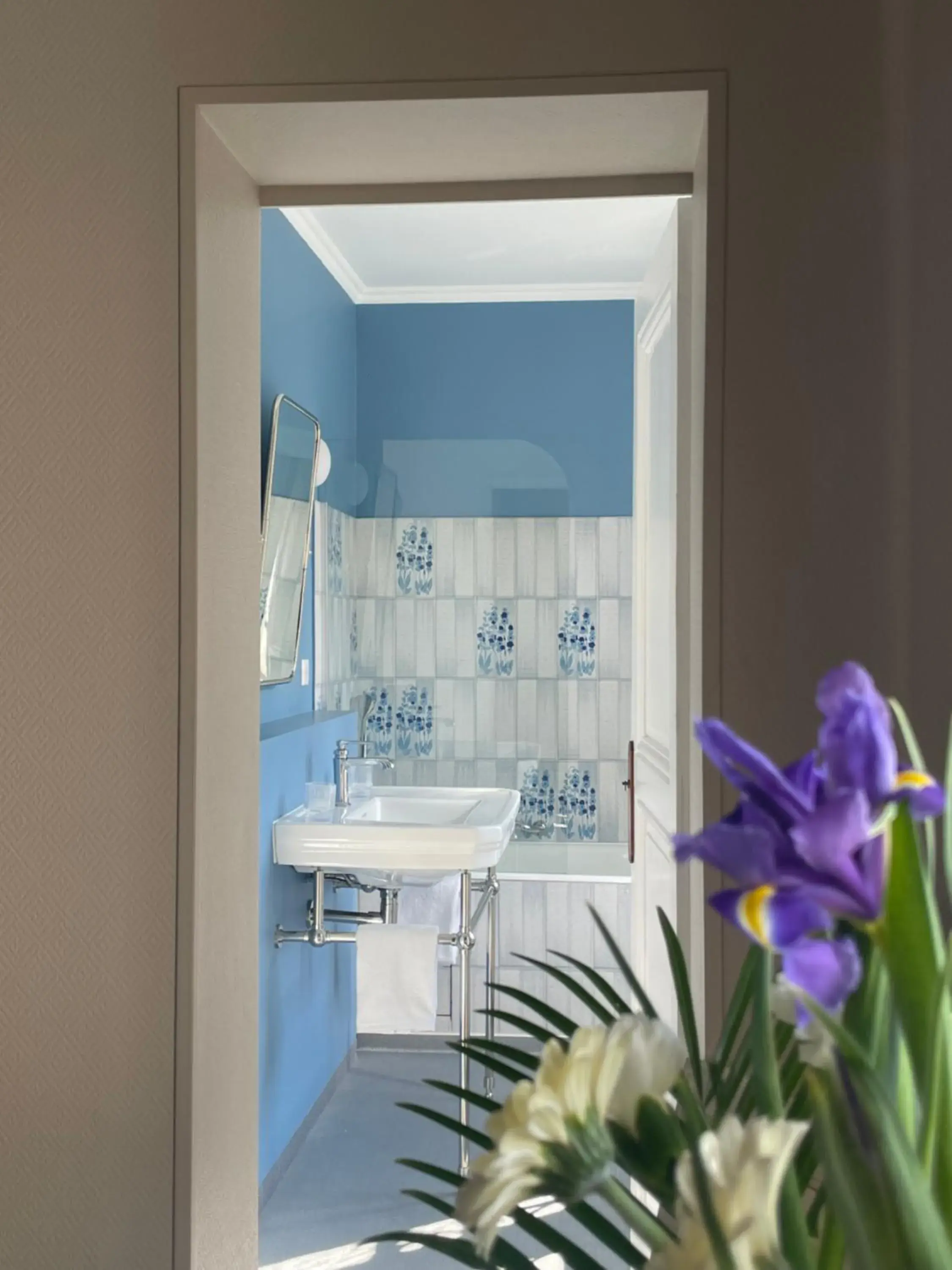 Bathroom in Hôtel Château des Jacobins