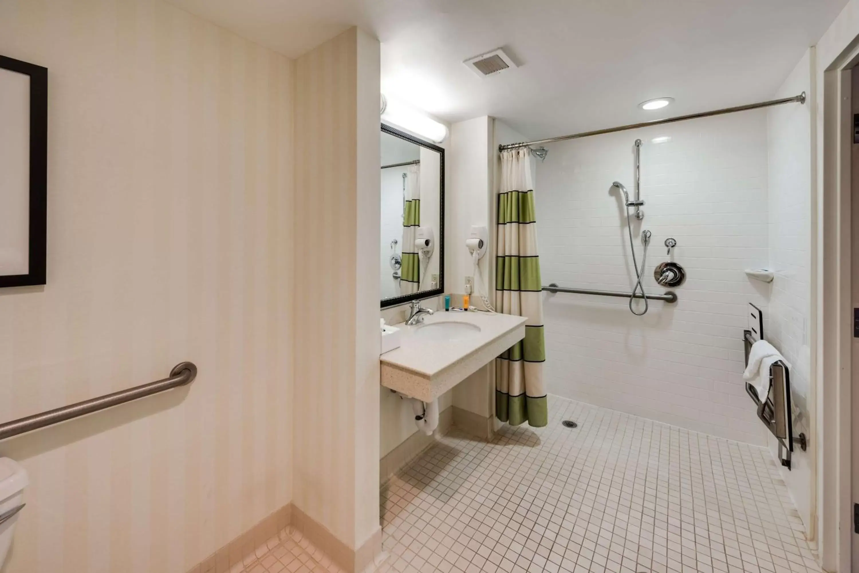 Shower, Bathroom in Motel 6-Milford, CT