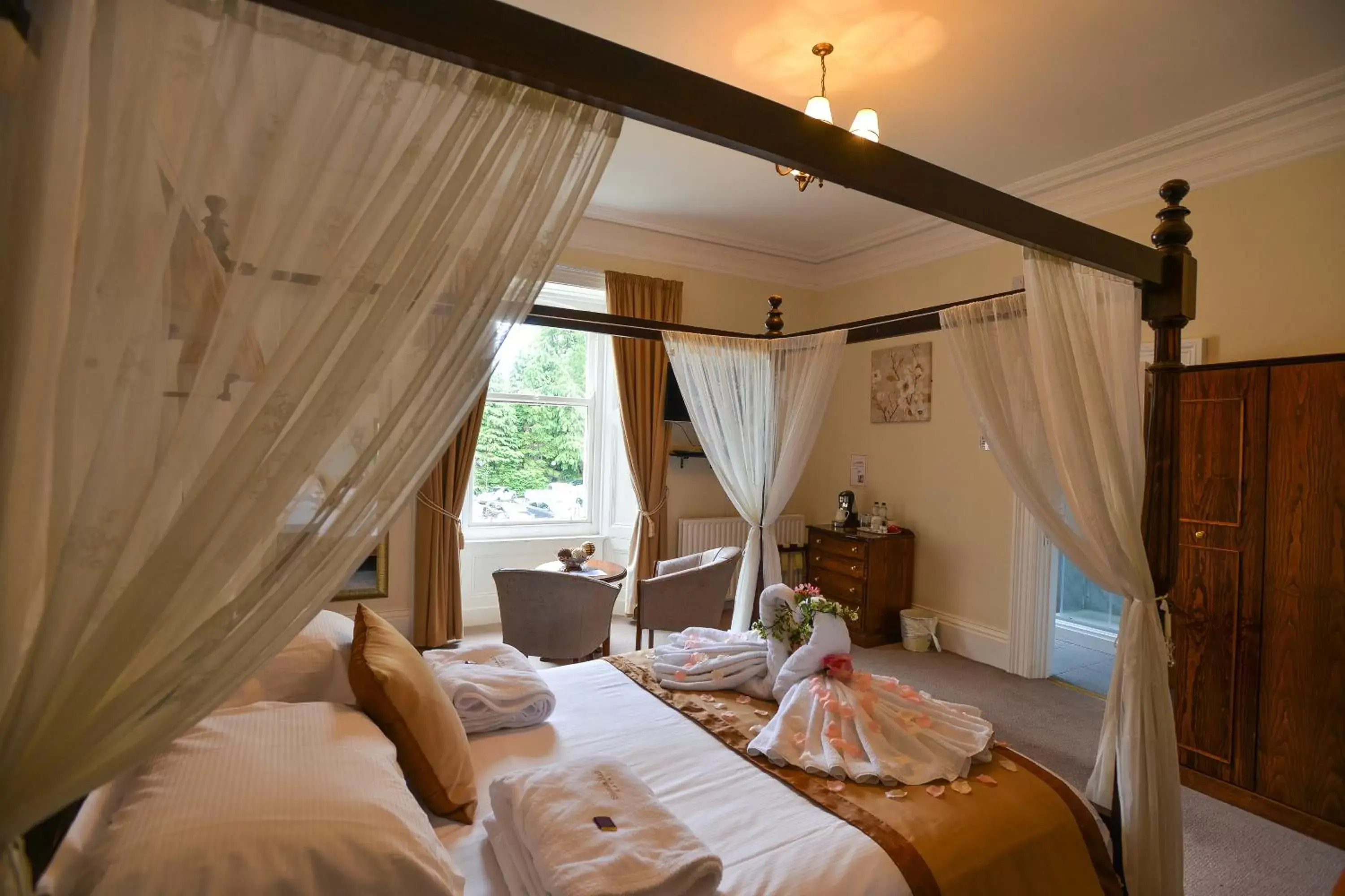 Bed, Room Photo in Steeton Hall Hotel & Restaurant