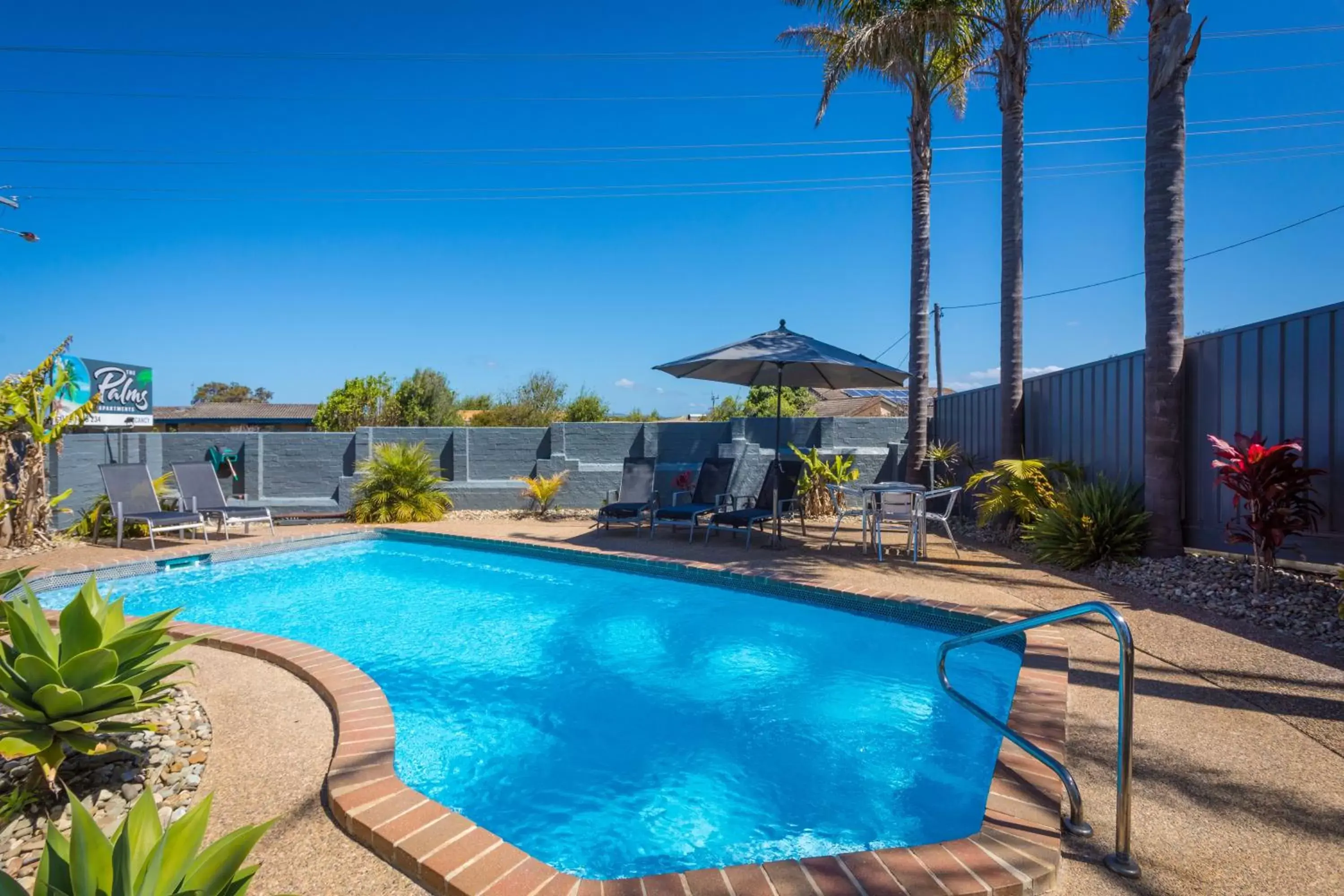 Swimming Pool in The Palms Apartments