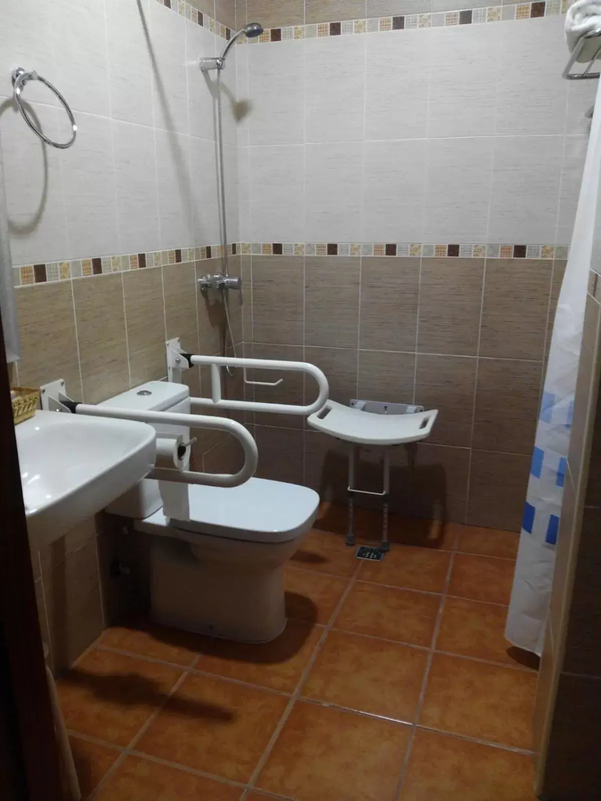 Bathroom in Casa Rural Fuente El Boticario