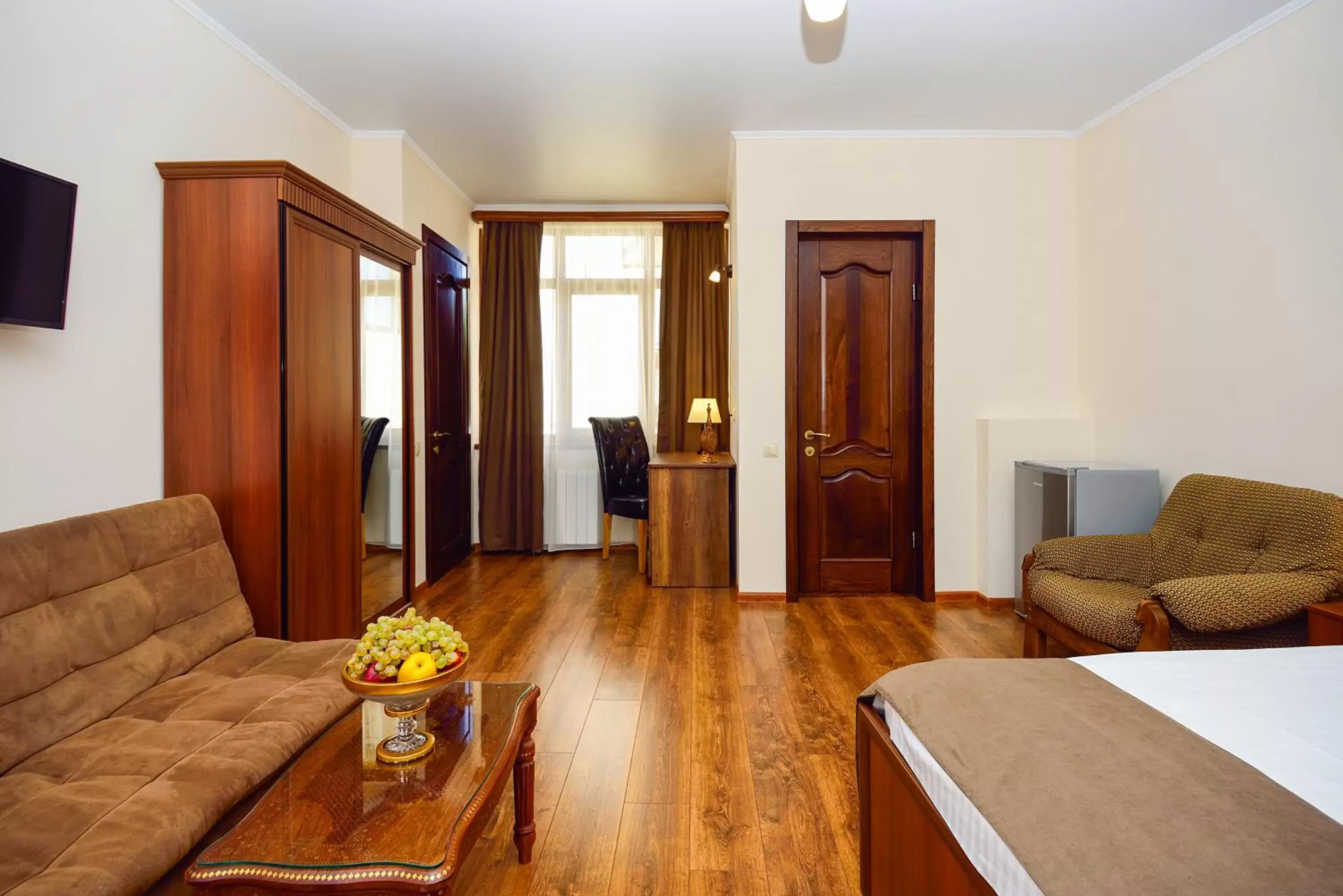 Bedroom, Bed in Hotel British House Bedroom, Bed in Hotel British House