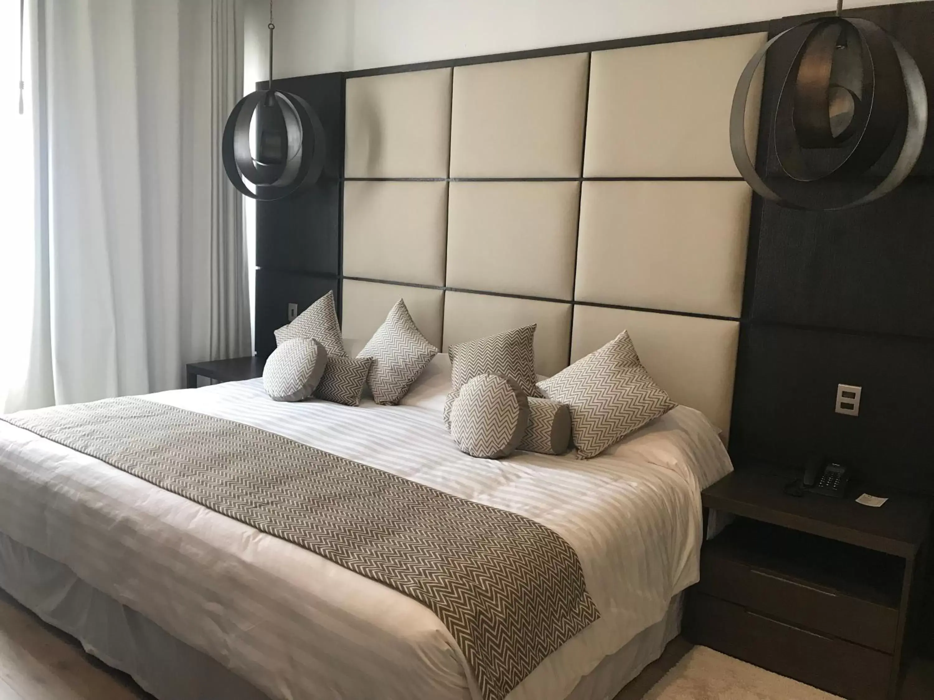 Bed in Huper Hotel Boutique