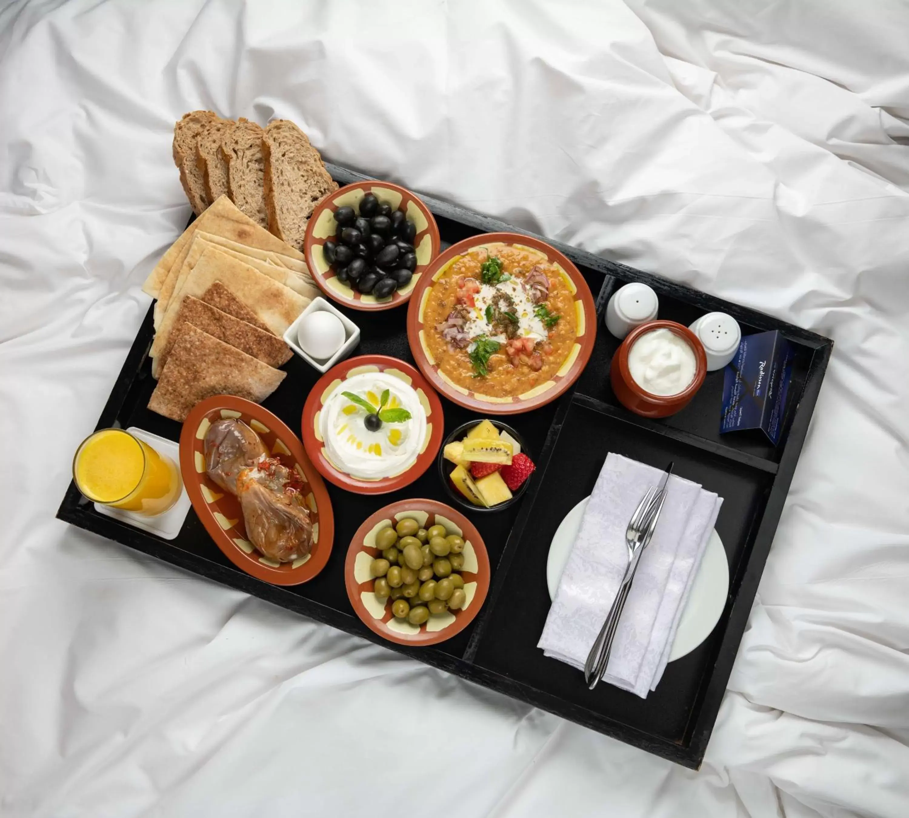 Restaurant/places to eat in Radisson Blu Hotel, Riyadh Restaurant/places to eat in Radisson Blu Hotel, Riyadh