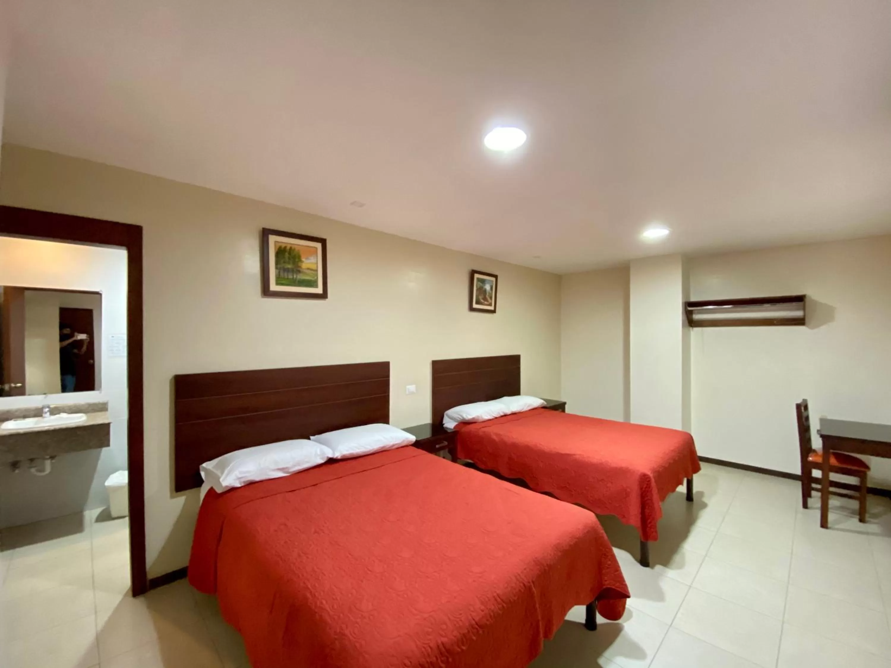 Deluxe Double Room with Two Double Beds in Hotel Carrion