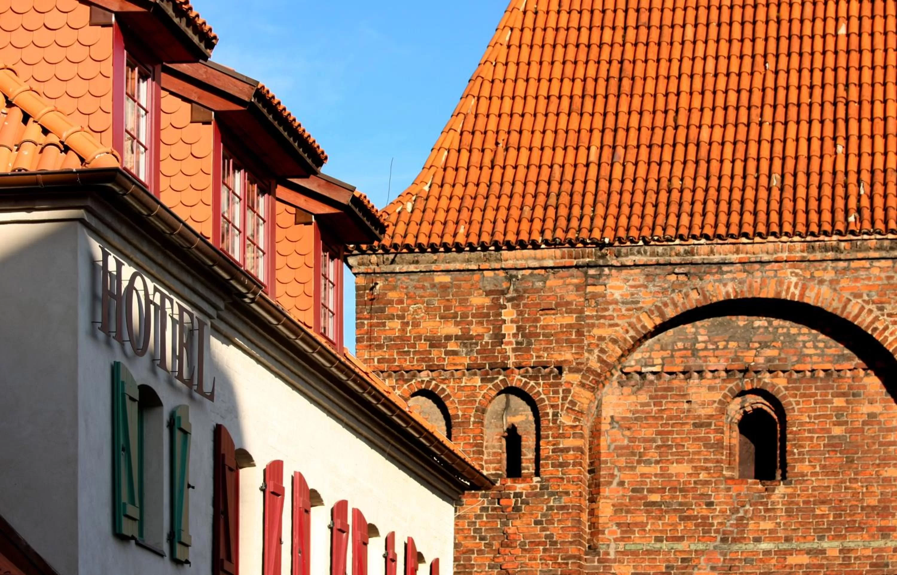 Property building in Hotel 1231