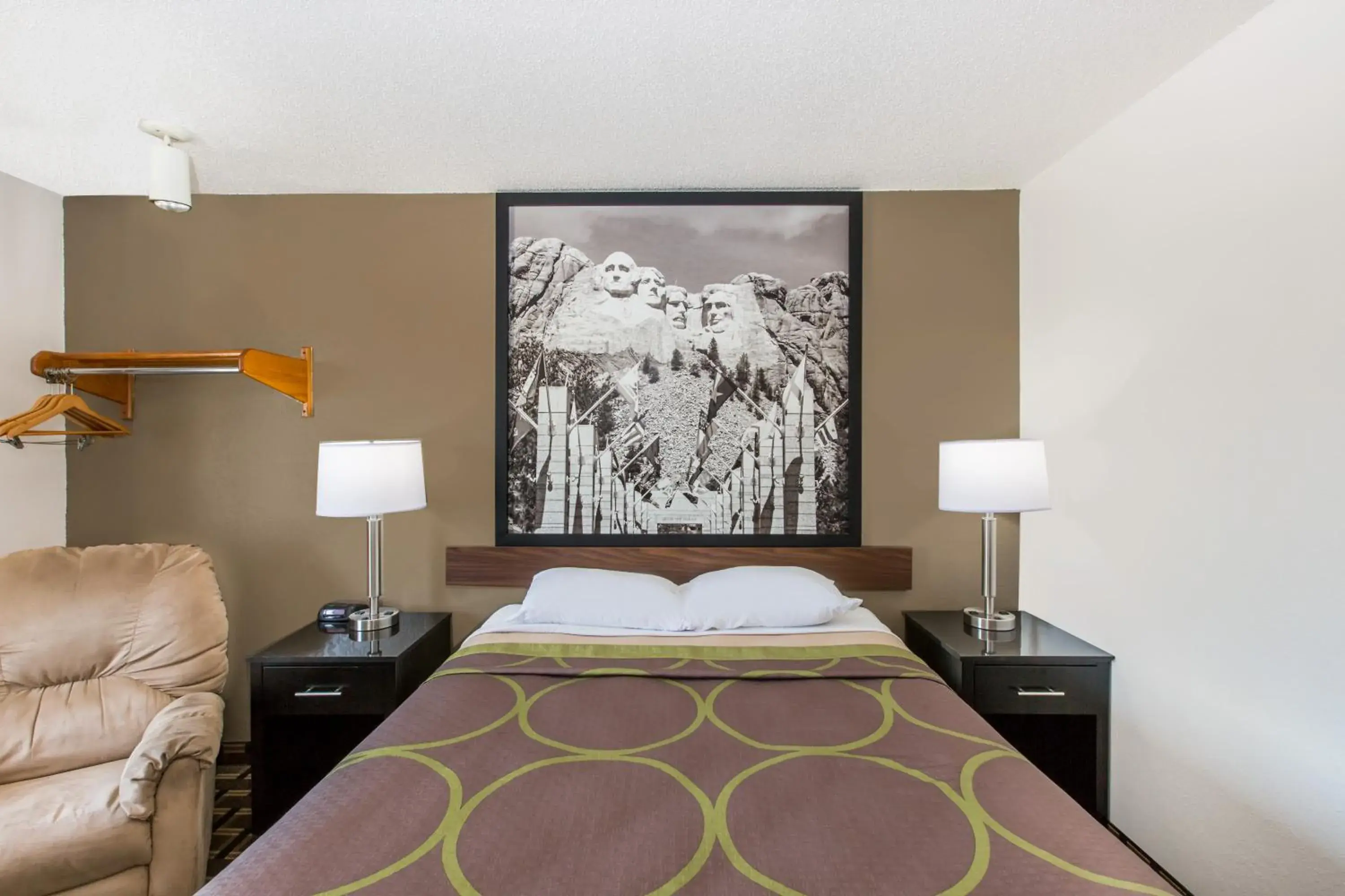 Bed in Super 8 by Wyndham Wayne Bed in Super 8 by Wyndham Wayne