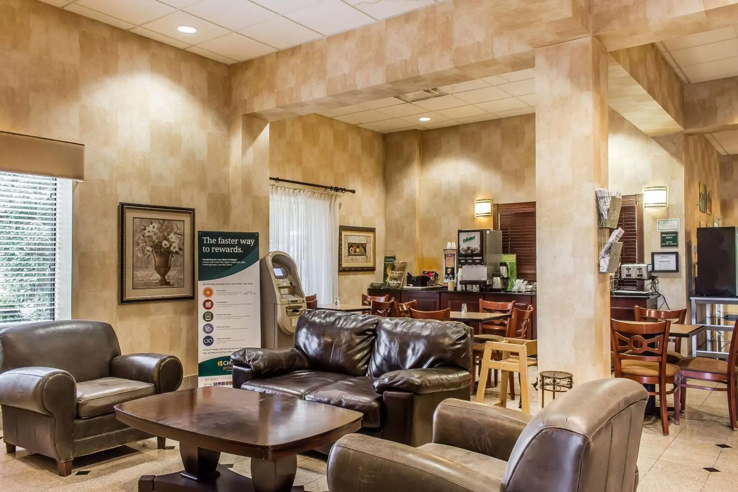 Lobby or reception in Quality Inn Hackettstown - Long Valley Lobby or reception in Quality Inn Hackettstown - Long Valley