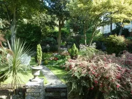 Garden in Queen Anne House